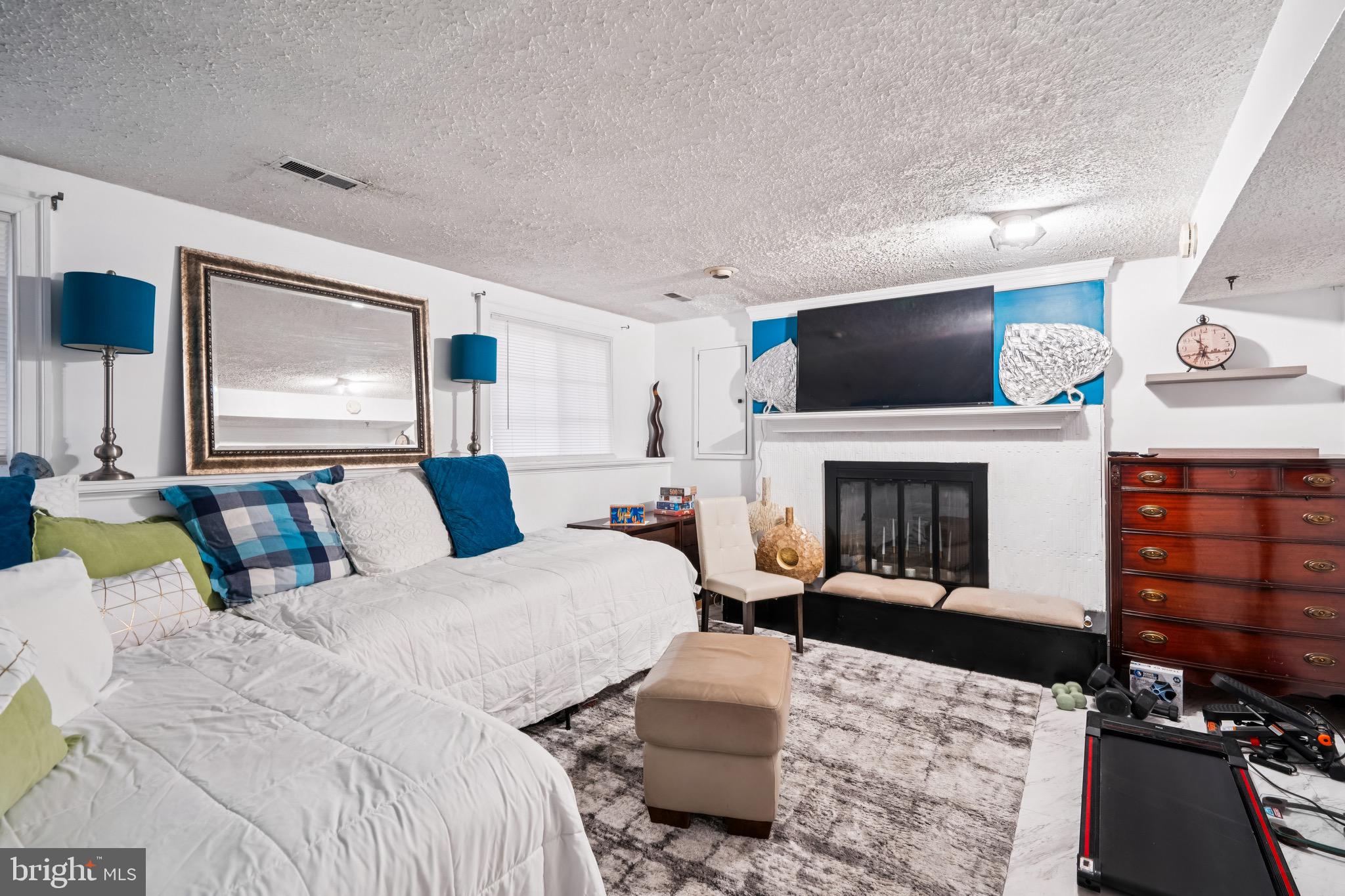 WILLOW WOOD ESTATES - Residential