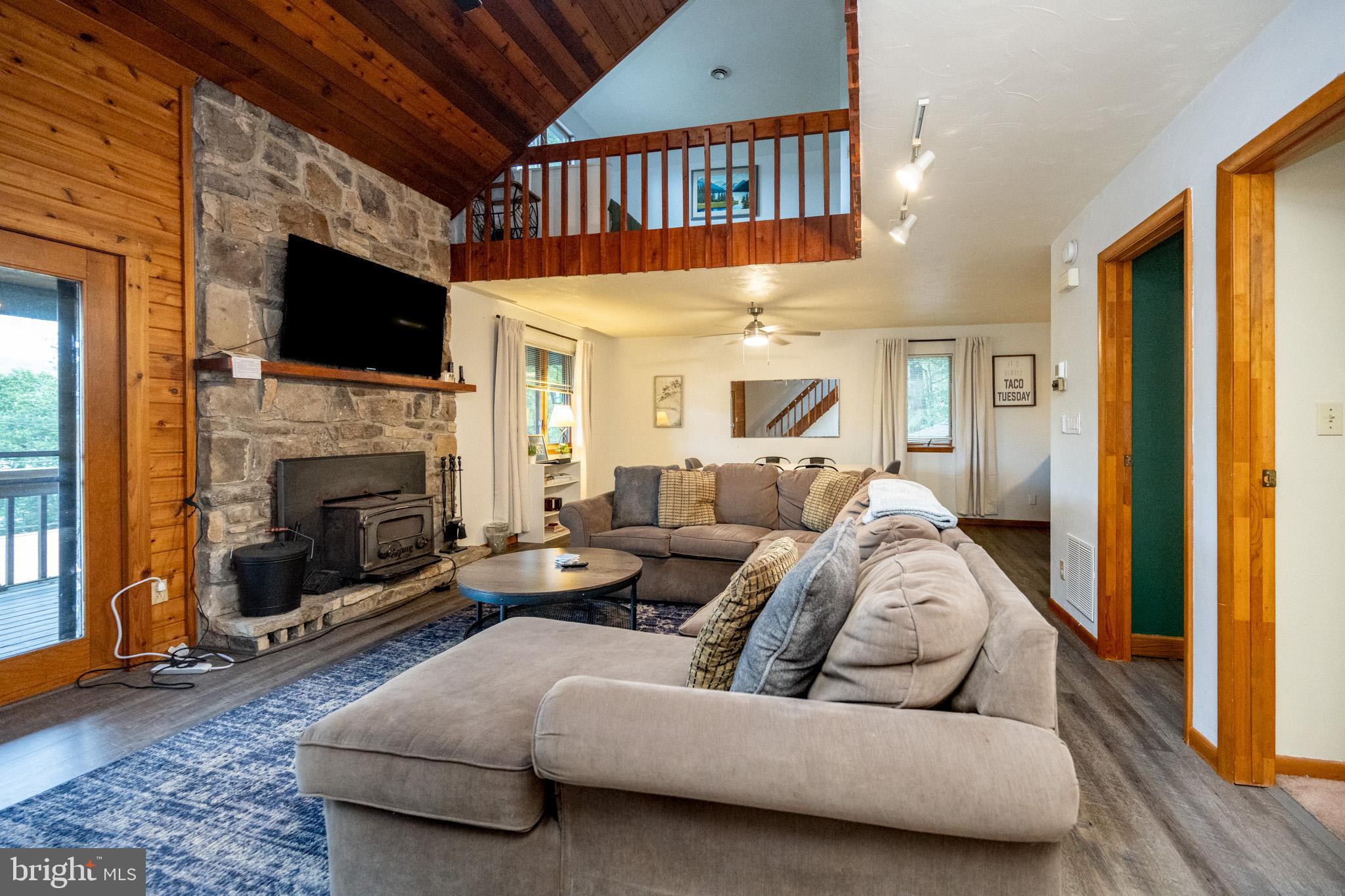 ROMAN NOSE - Residential