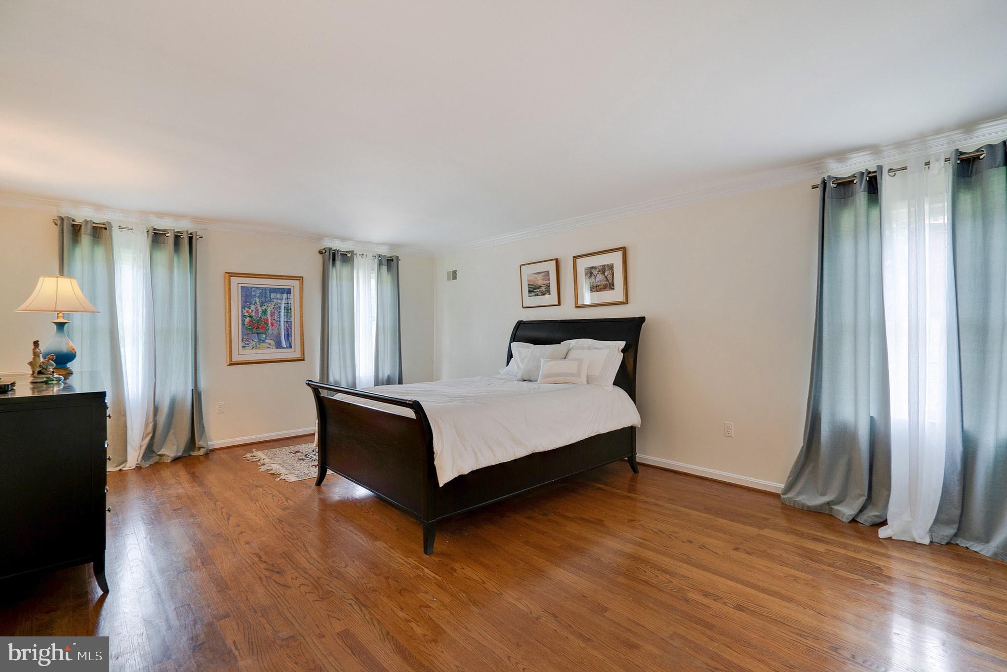 TIMBERLY SOUTH - Residential Lease