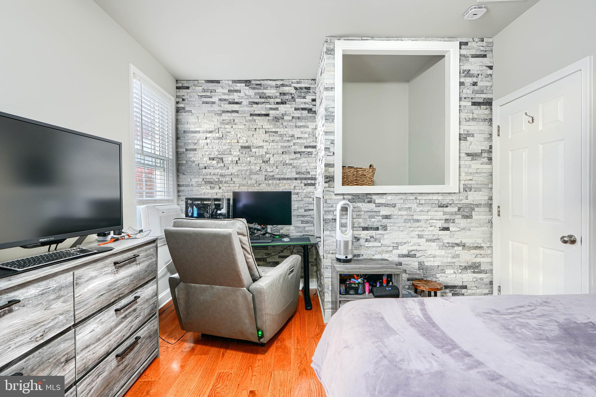 BREWERS HILL - Residential