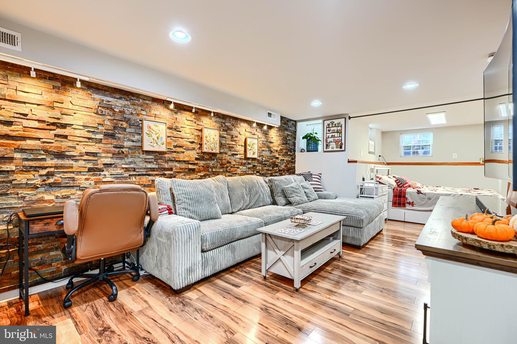 BREWERS HILL - Residential