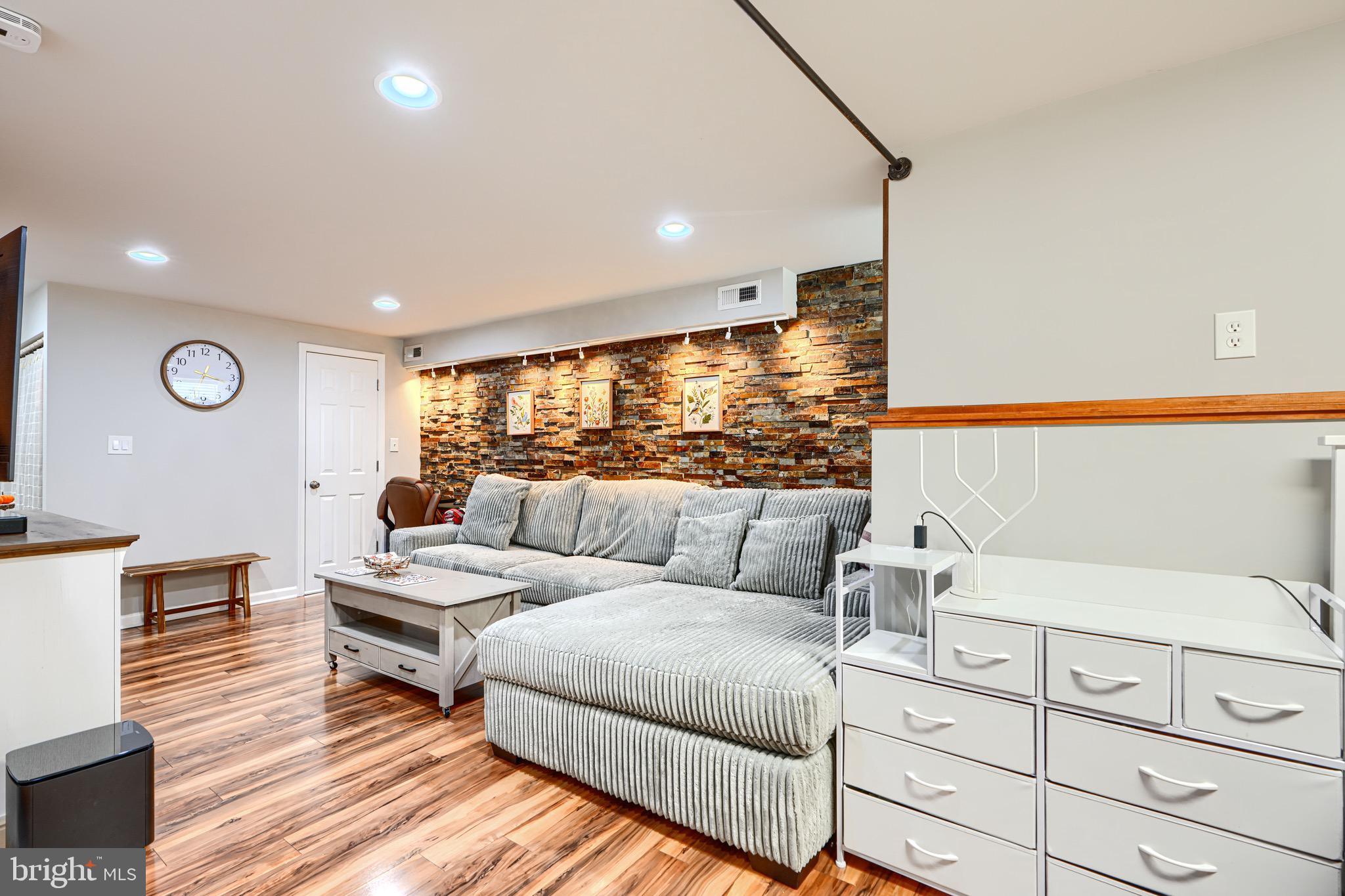 BREWERS HILL - Residential