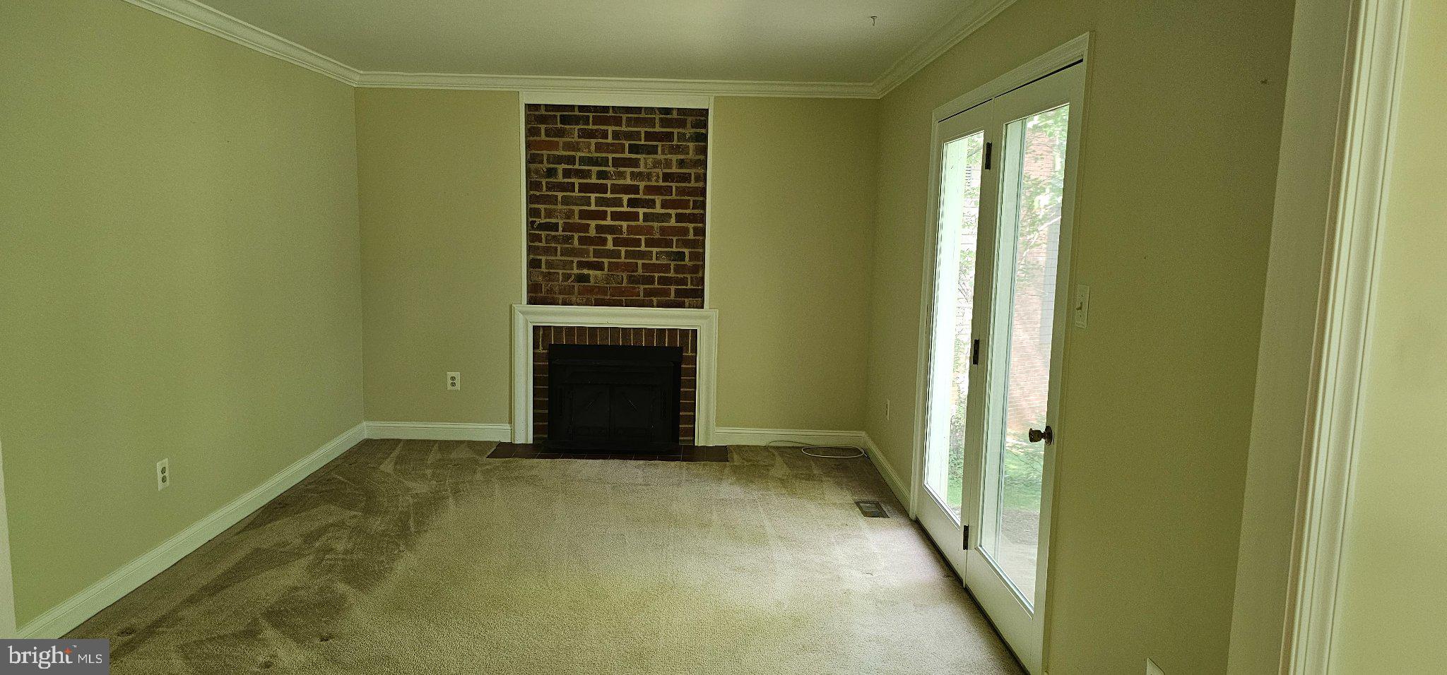 5243 KAYWOOD COURT