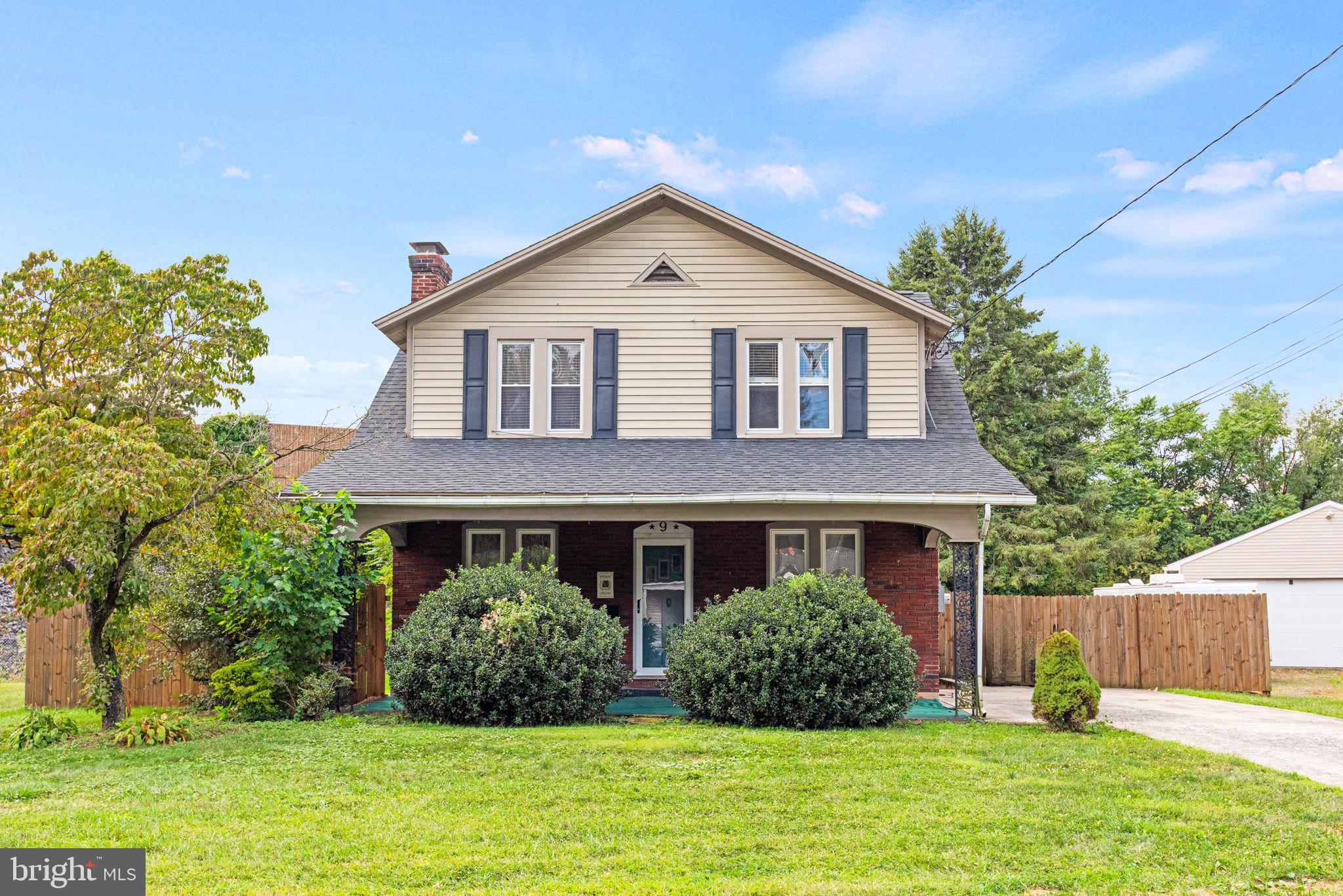 Nestled in a quiet cul-de-sac in desirable Hampden Township, this 3-bedroom, 1.5-bathroom home offers 1,620 square feet of living space in the highly rated Cumberland Valley School District.The main level features a spacious living room and dining room, perfect for entertaining, along with central air for year-round comfort. Upstairs, three well-sized bedrooms provide ample space for family, guests, or a home office.
Outside, enjoy a huge fenced-in backyard—ideal for pets, play, and outdoor gatherings. The property’s prime location offers easy access to major highways, shopping and dining along the Carlisle Pike, and community favorites like the Hampden Township pool and park.
While this home is move-in ready, it does offer the opportunity to add value with some cosmetic updates such as fresh paint, refinishing hardwood floors, and modernizing the kitchen. With its great location, strong bones, and room to make it your own, this home is full of potential.