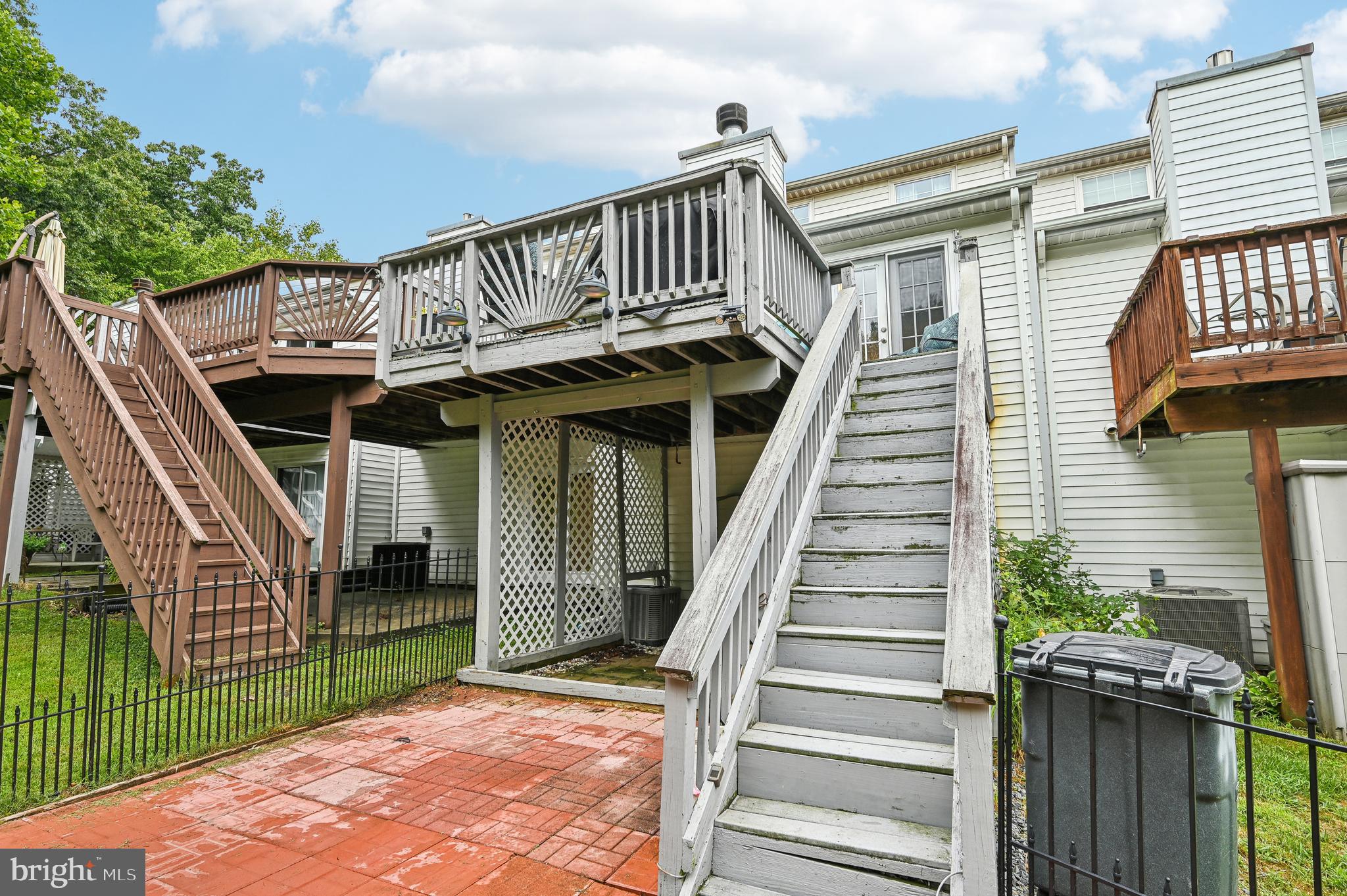 BRISTOL FOREST - Residential