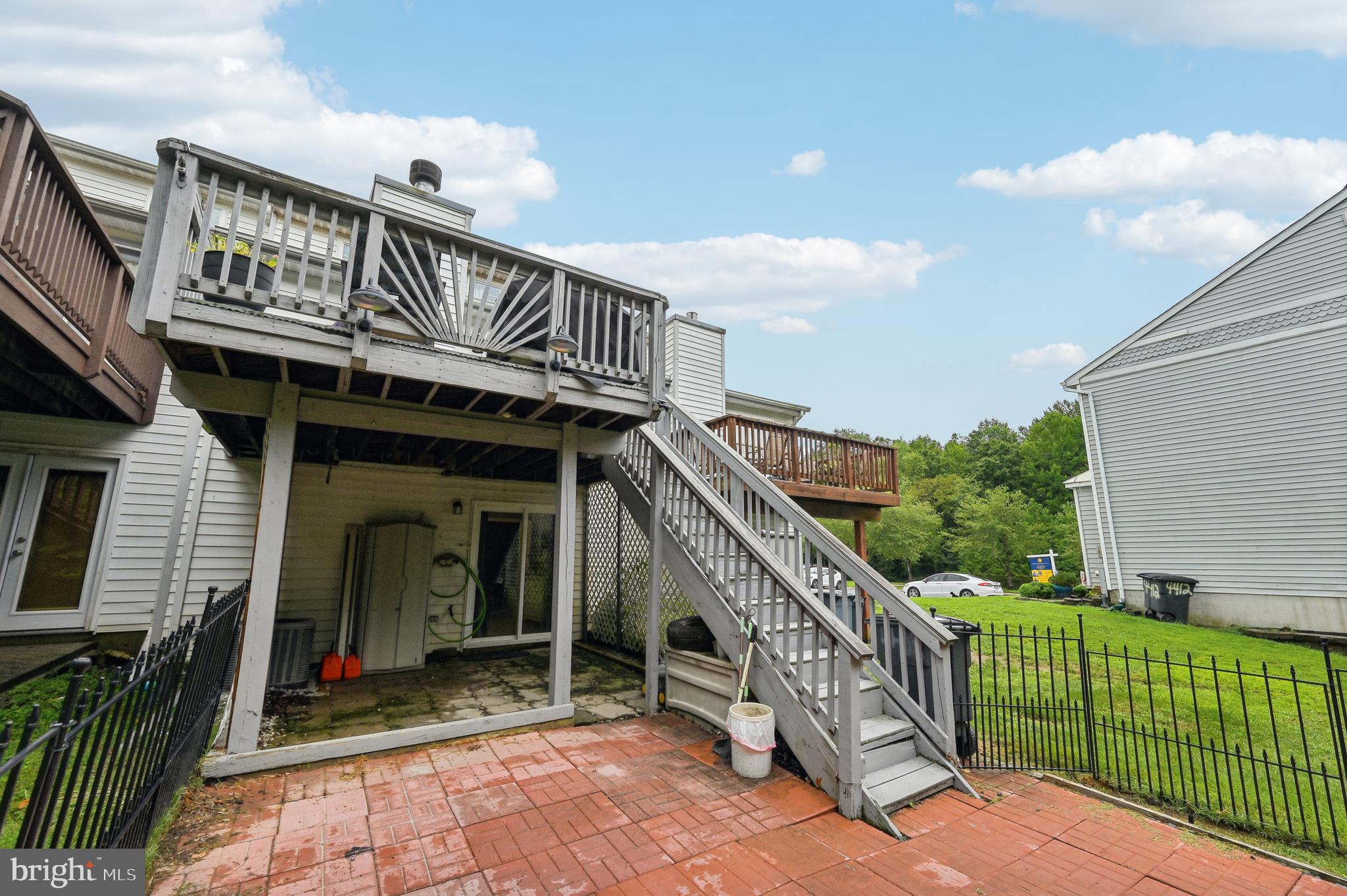 BRISTOL FOREST - Residential