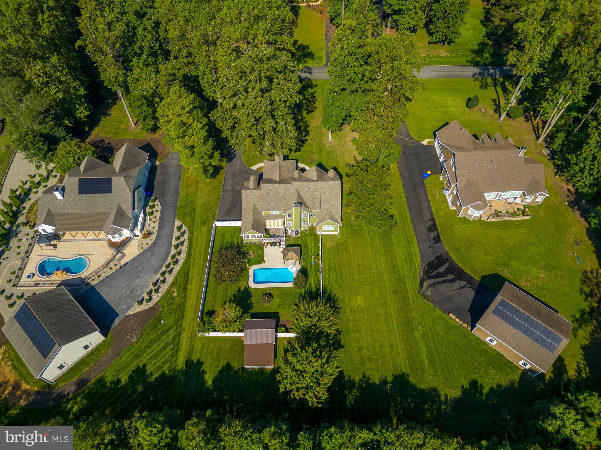 PINEWATER WOODS - Residential