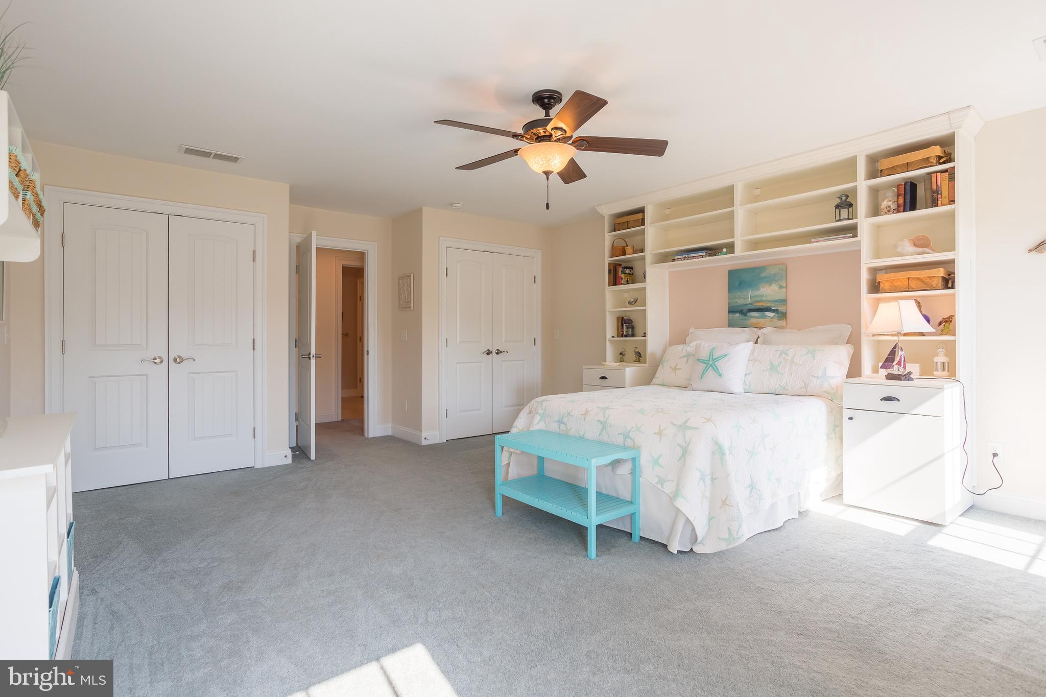 PINEWATER WOODS - Residential