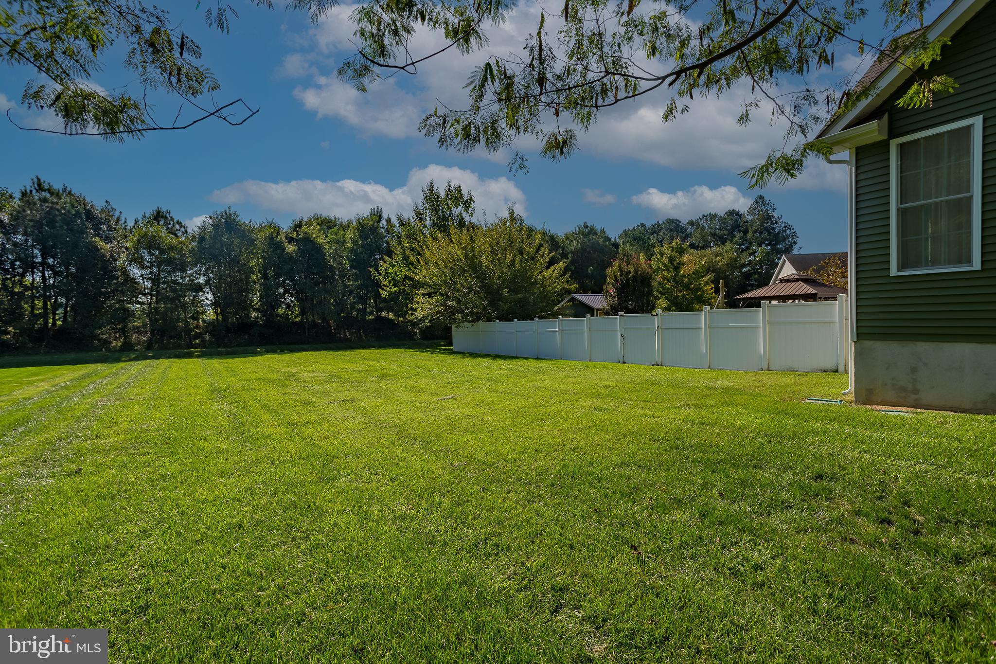 PINEWATER WOODS - Residential