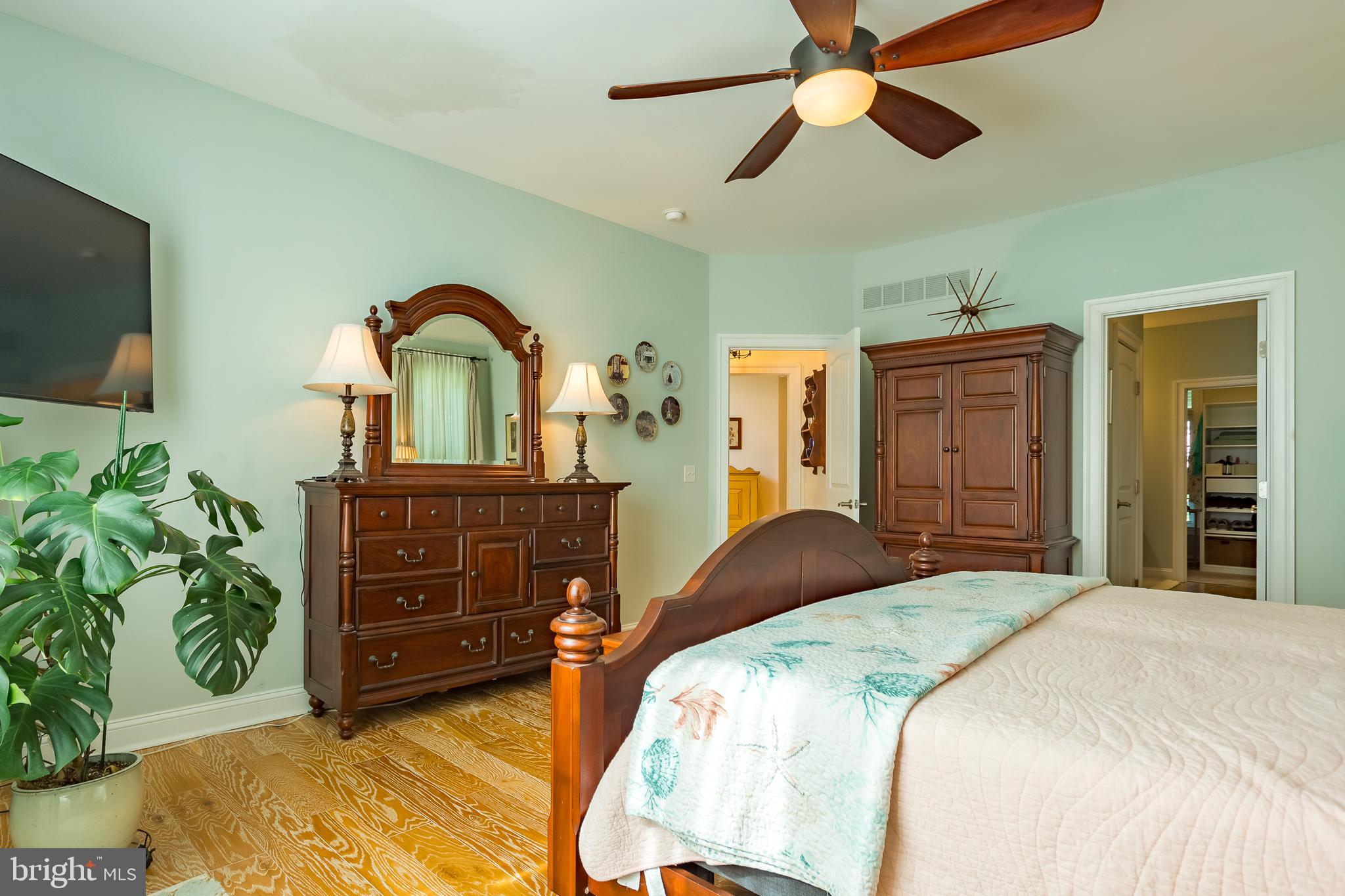 PINEWATER WOODS - Residential