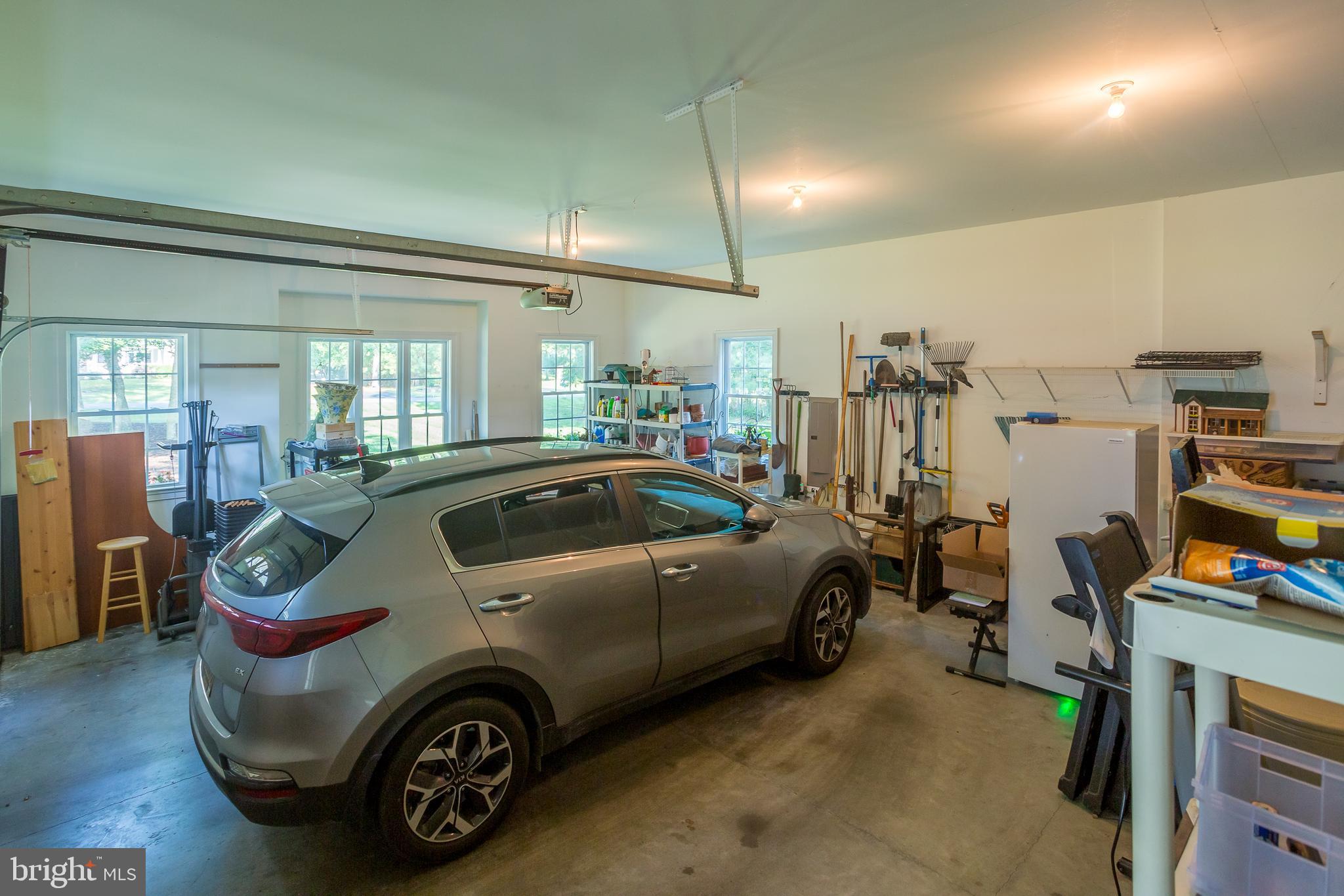 PINEWATER WOODS - Residential