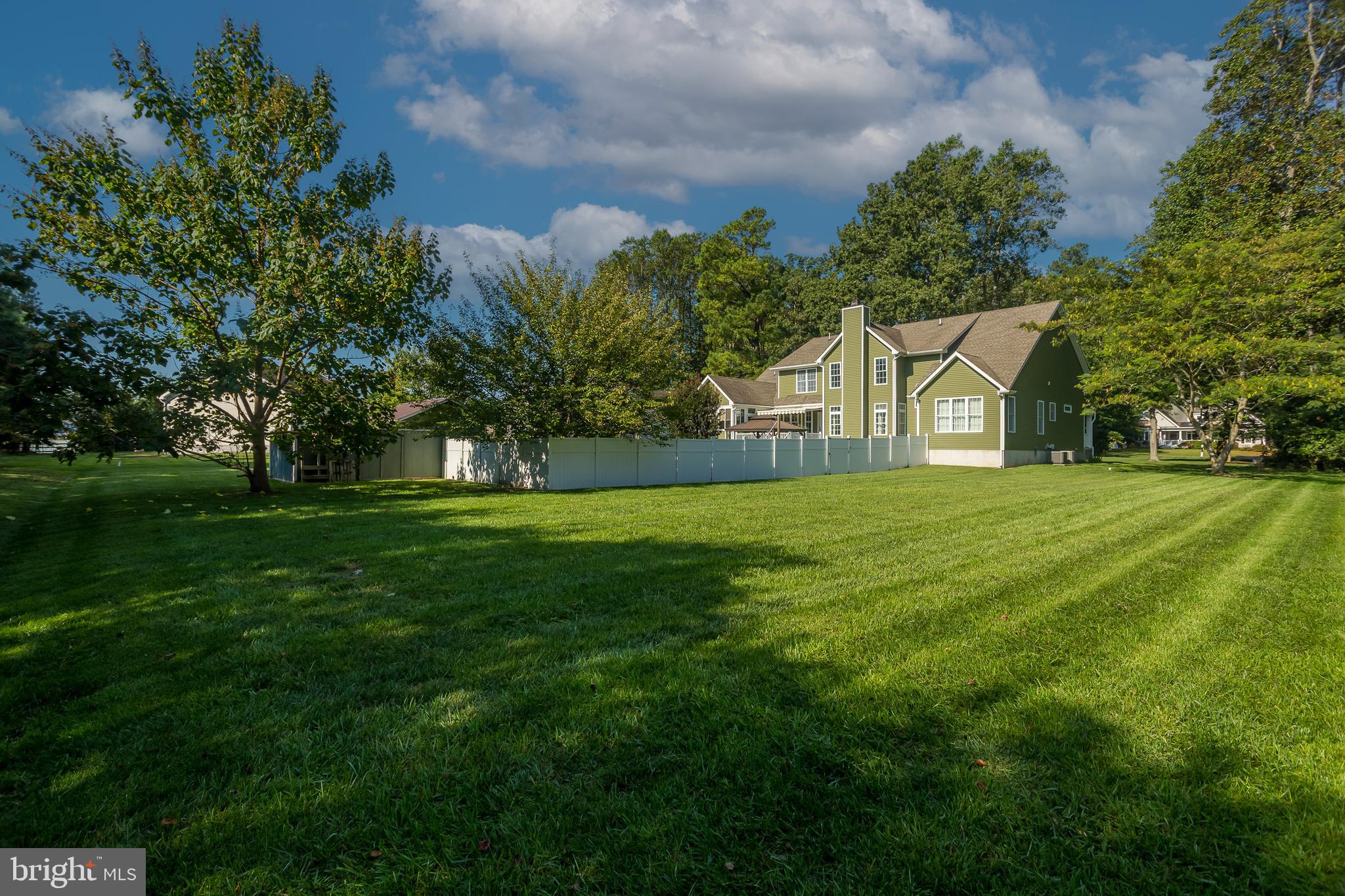 PINEWATER WOODS - Residential