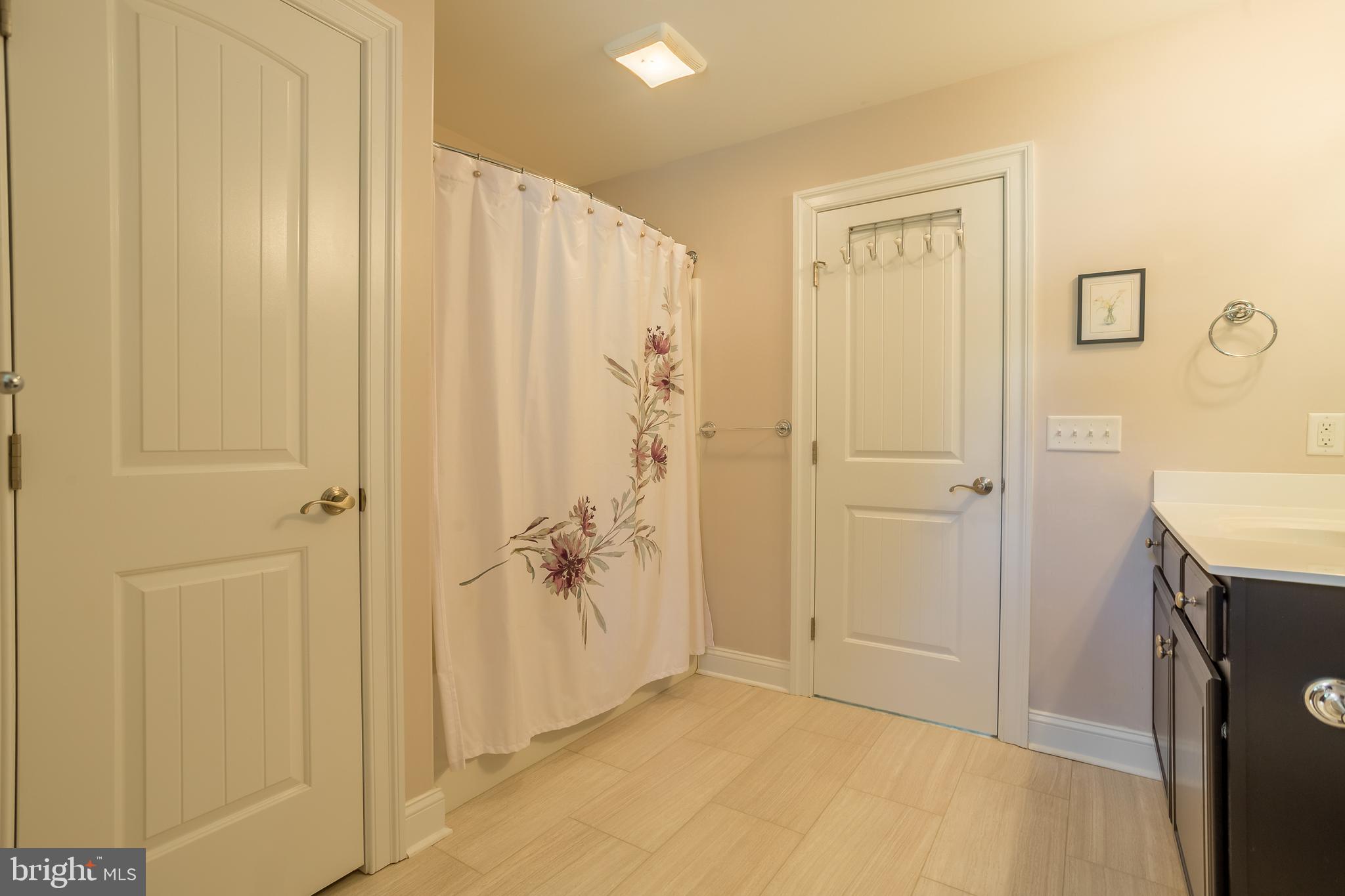 PINEWATER WOODS - Residential