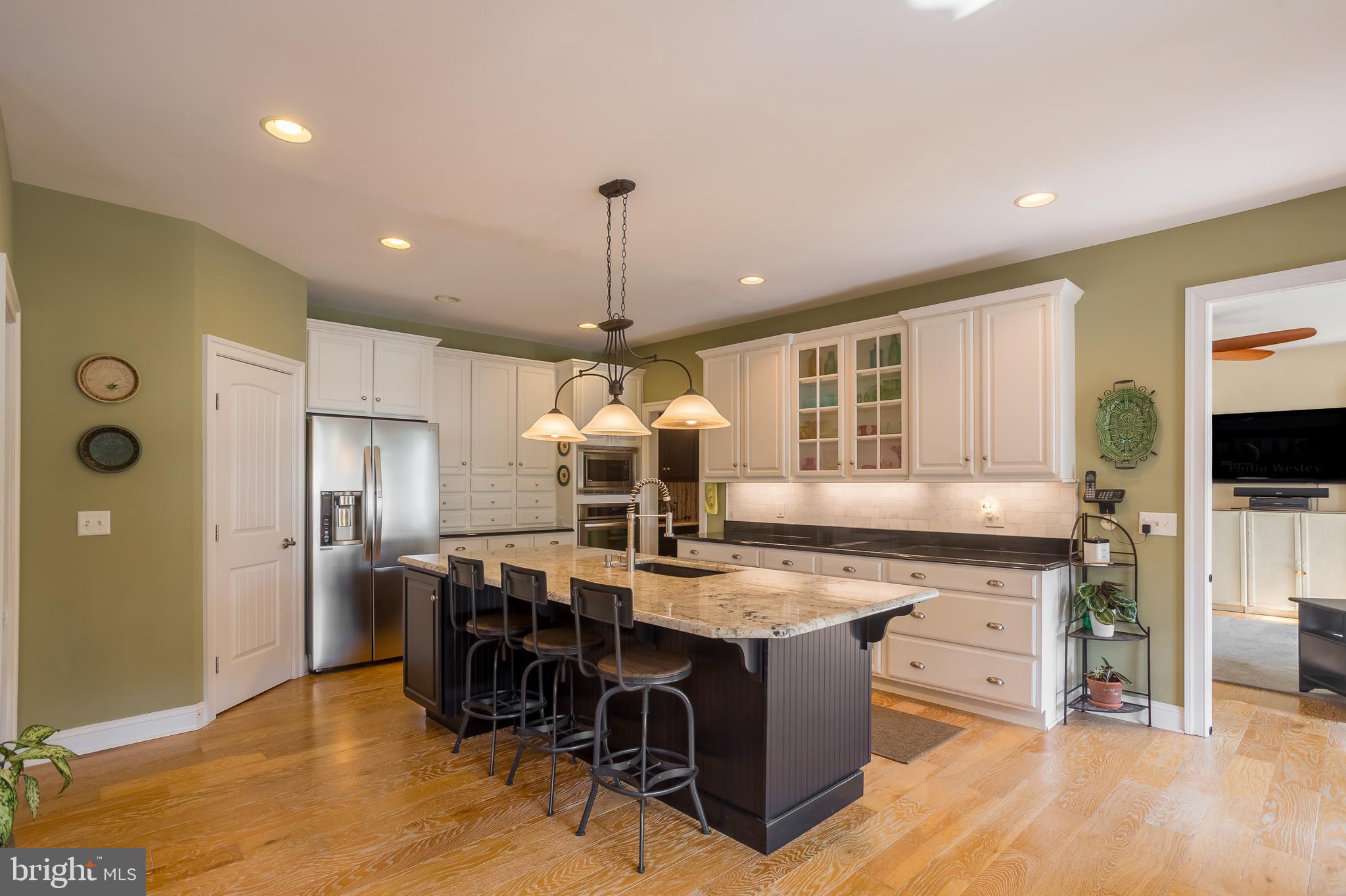 PINEWATER WOODS - Residential