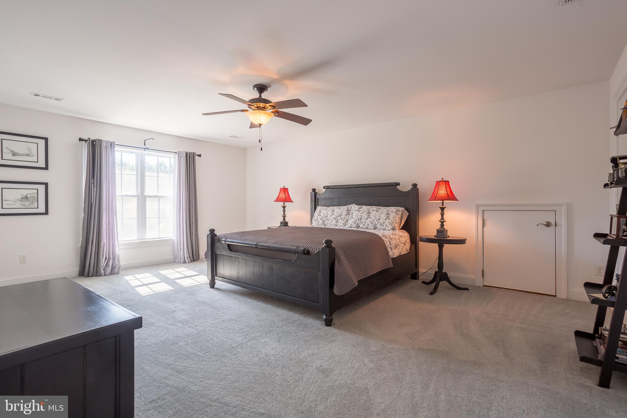 PINEWATER WOODS - Residential