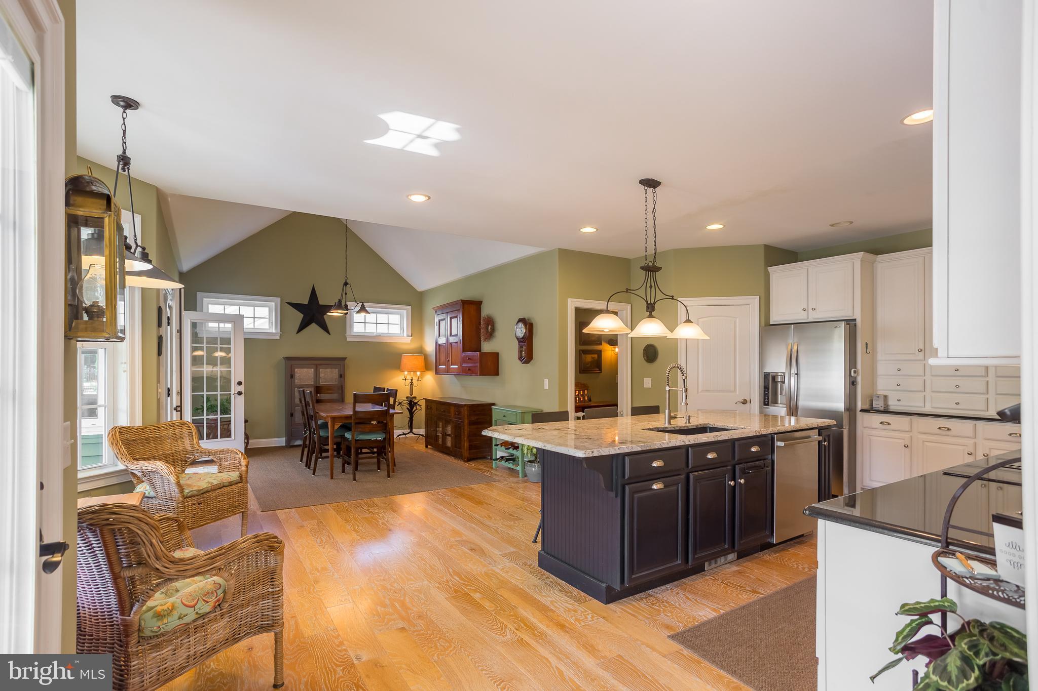 PINEWATER WOODS - Residential