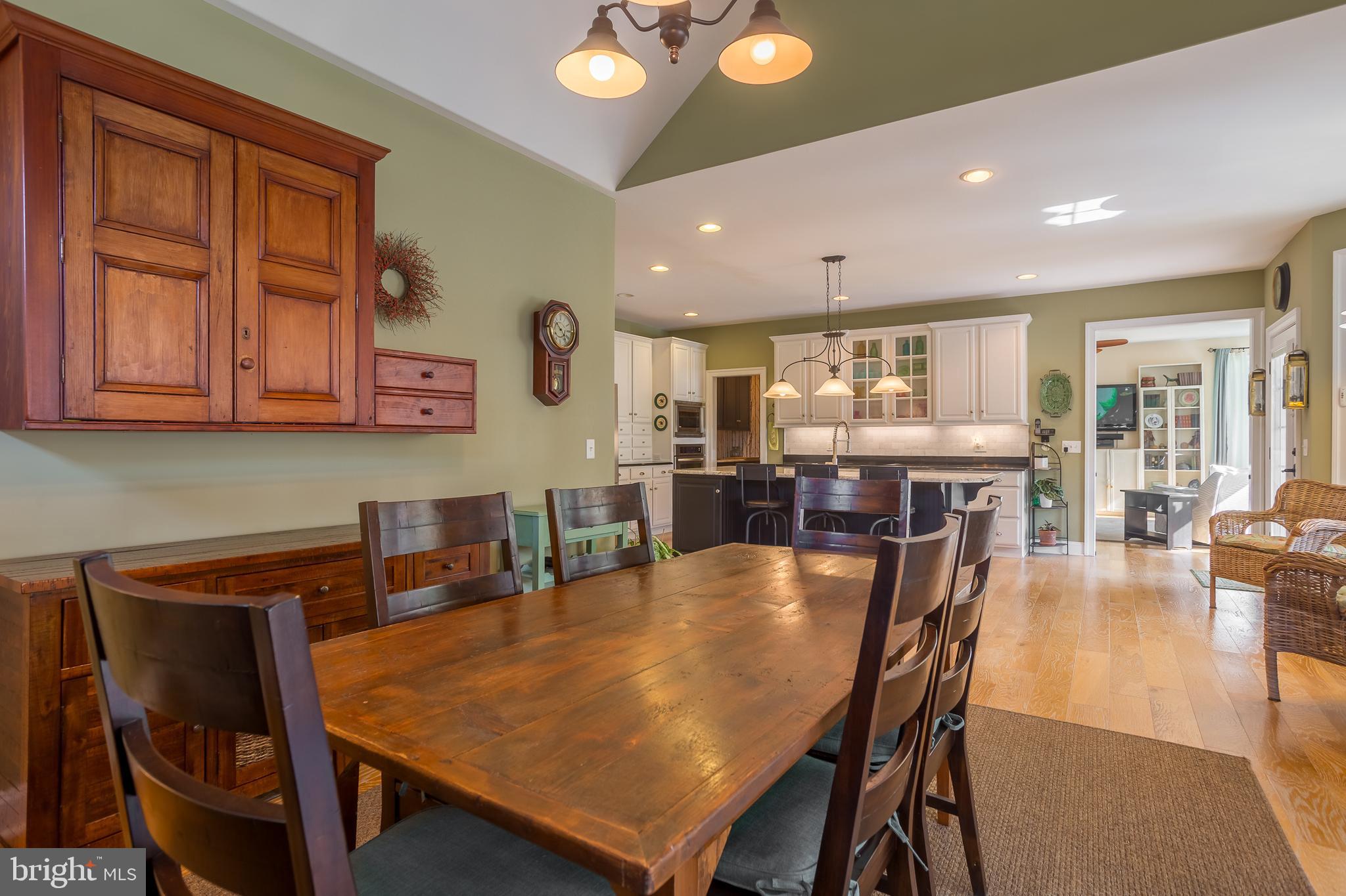 PINEWATER WOODS - Residential