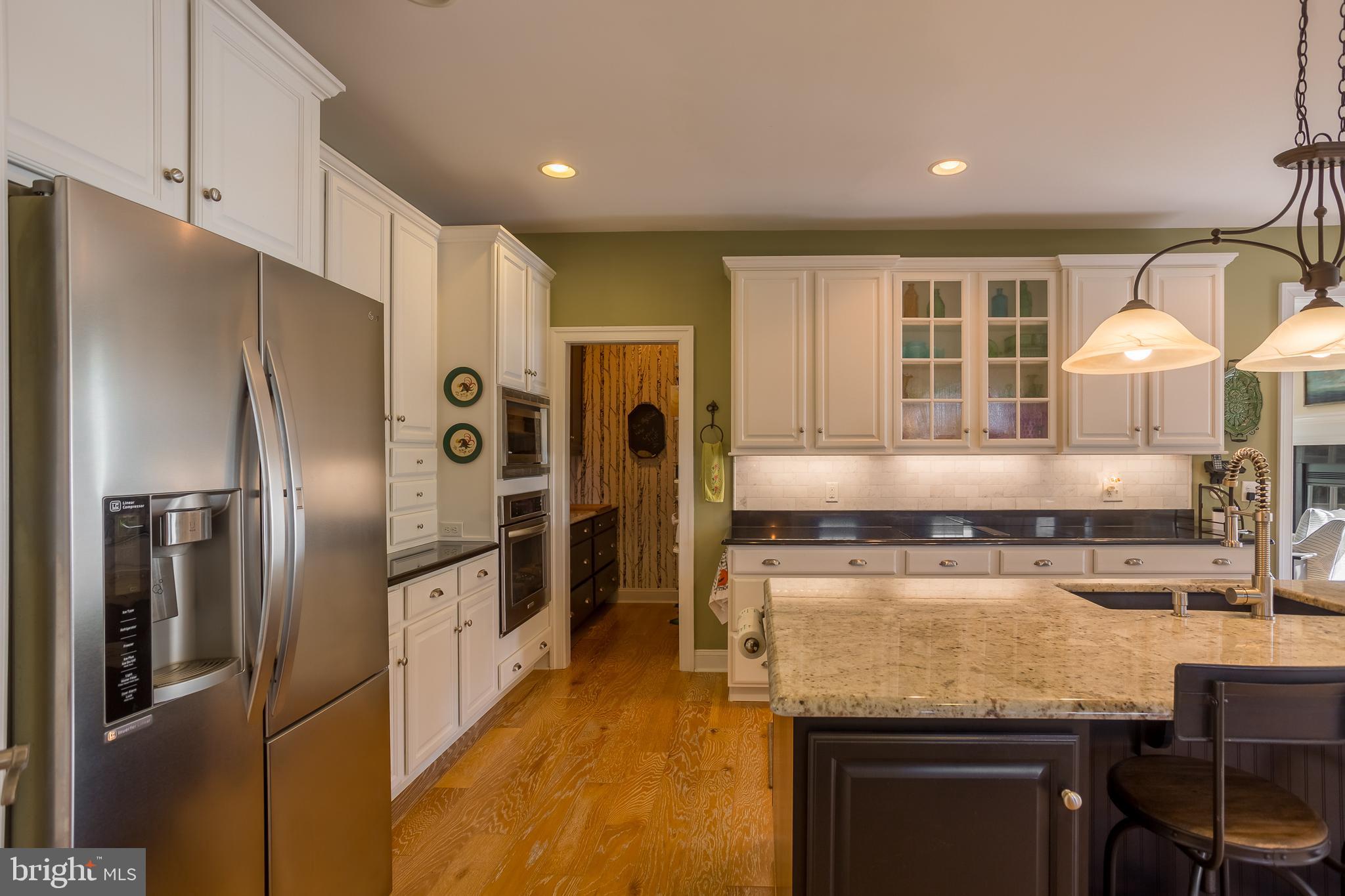 PINEWATER WOODS - Residential