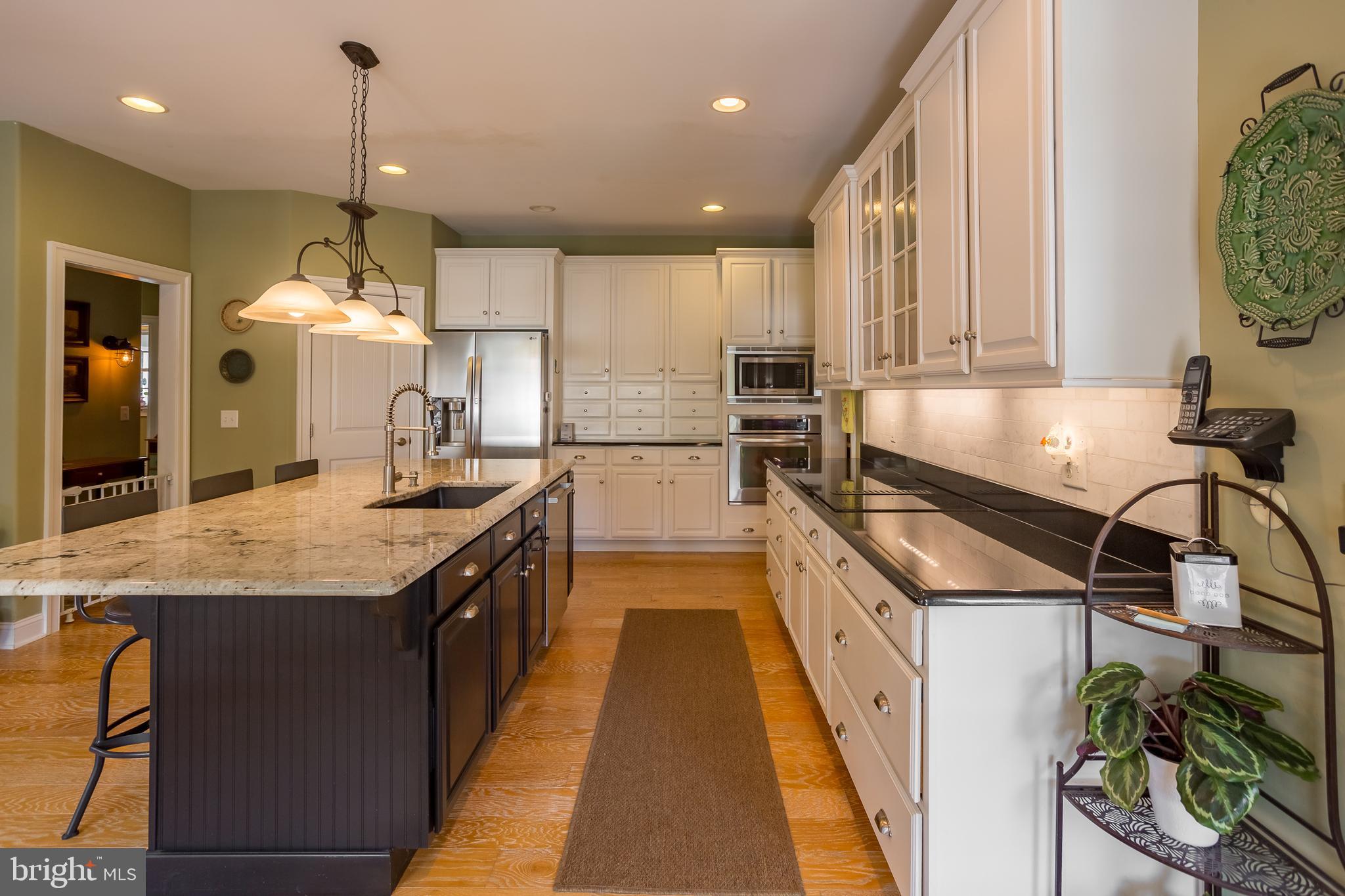 PINEWATER WOODS - Residential