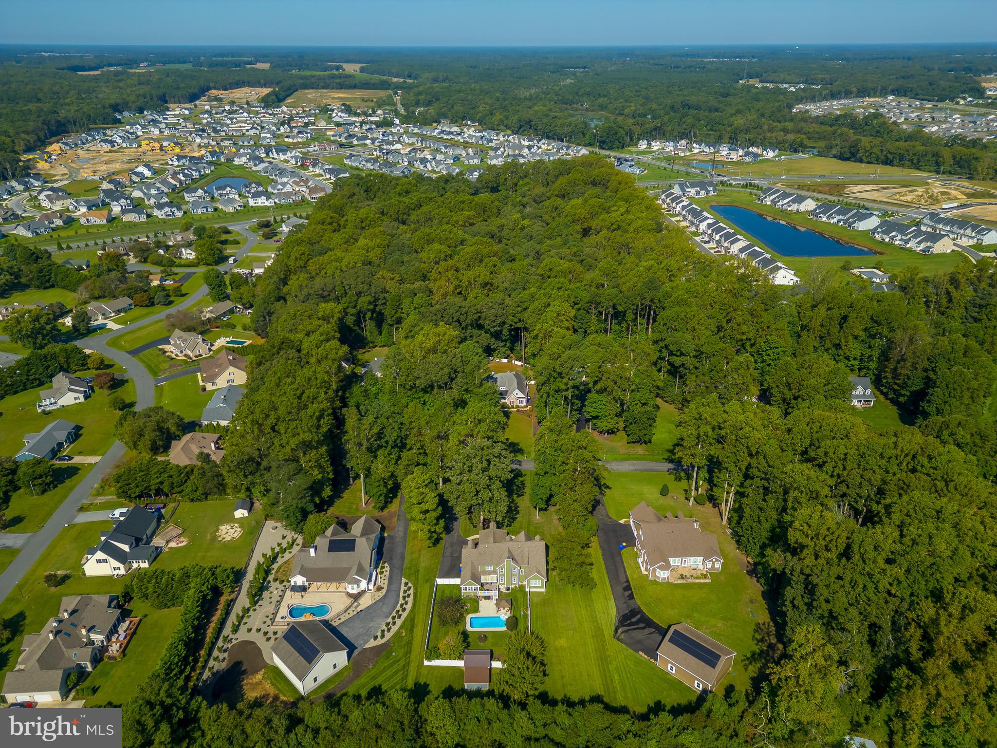 PINEWATER WOODS - Residential