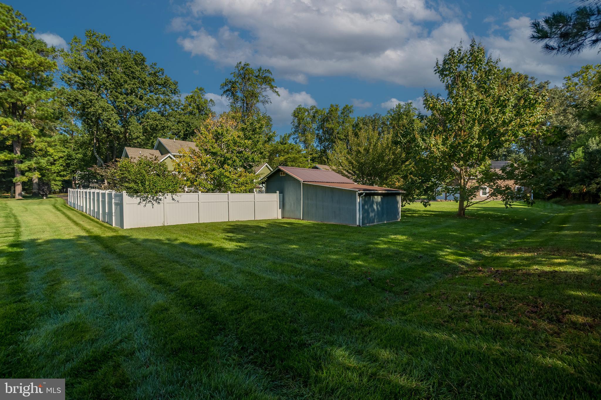 PINEWATER WOODS - Residential