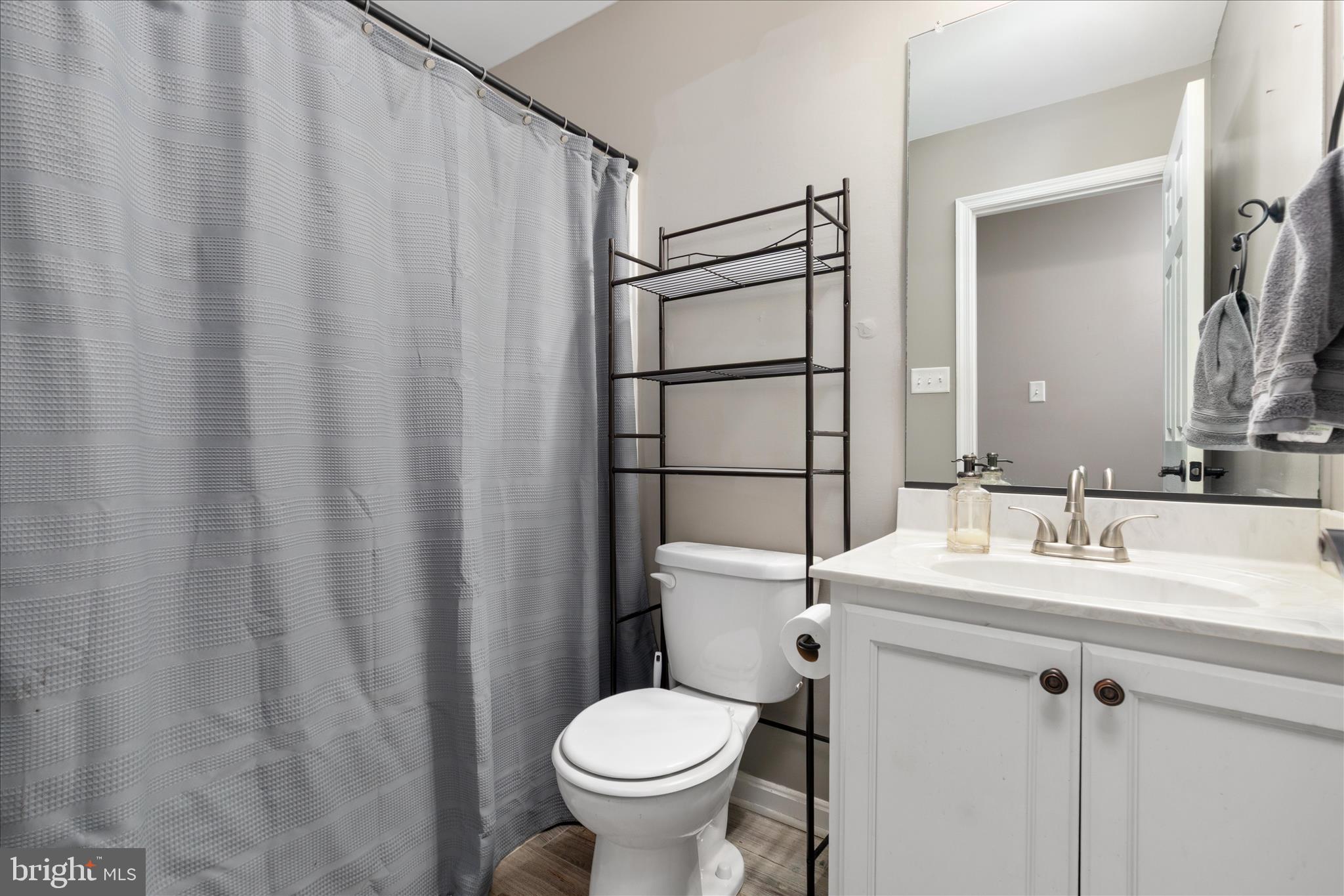 DAVIS STRASBURG - Residential