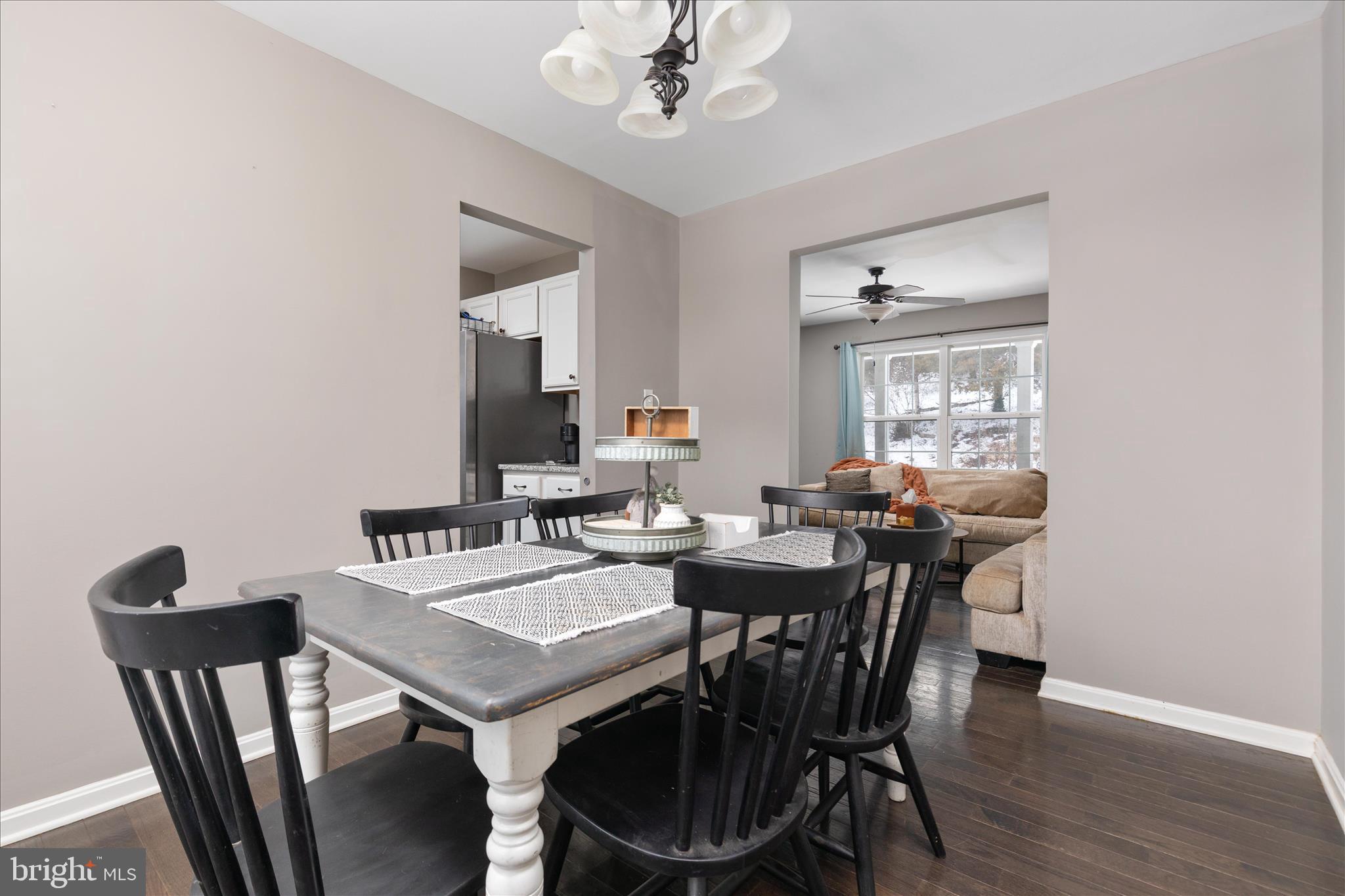 DAVIS STRASBURG - Residential