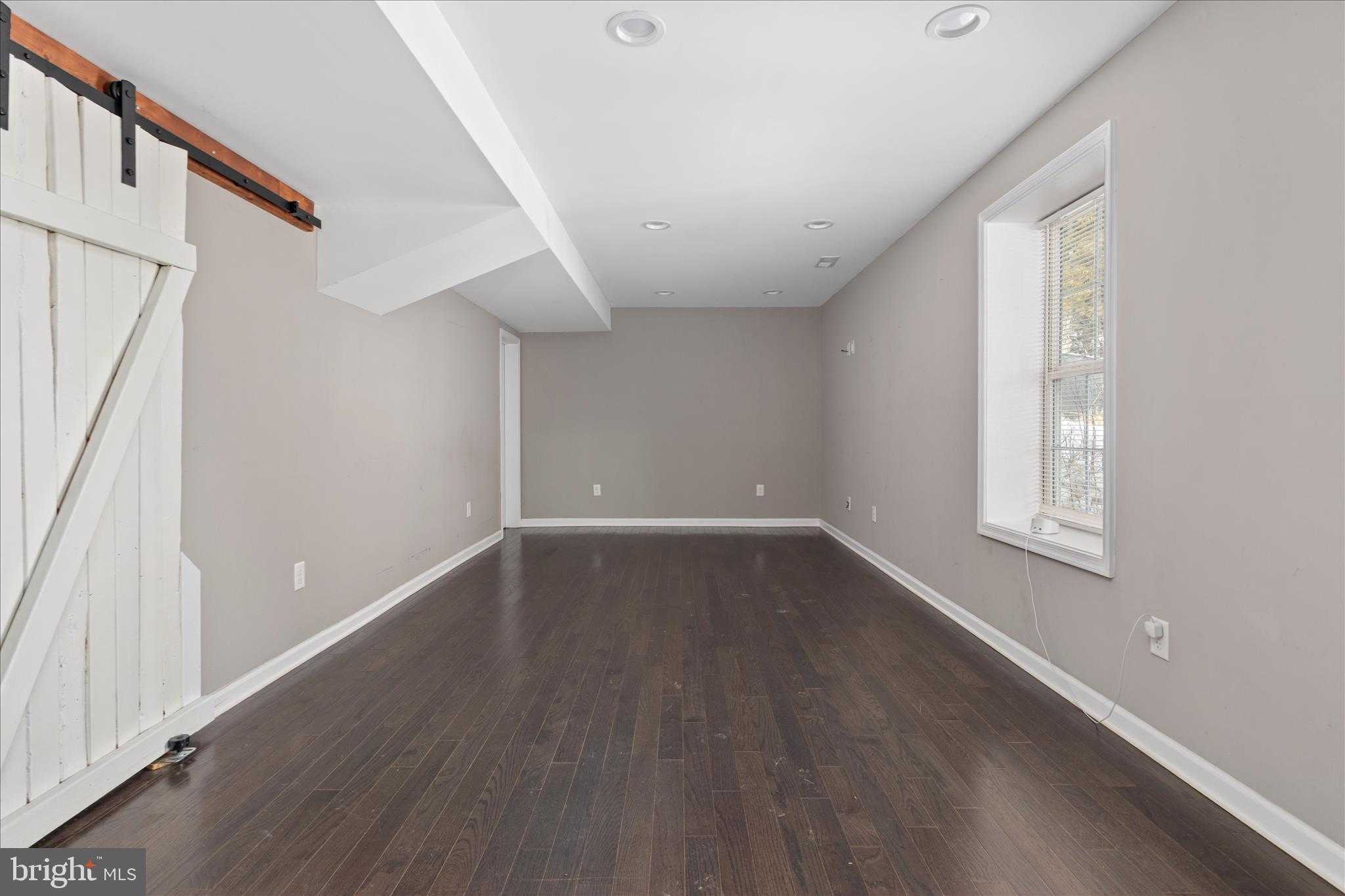 DAVIS STRASBURG - Residential