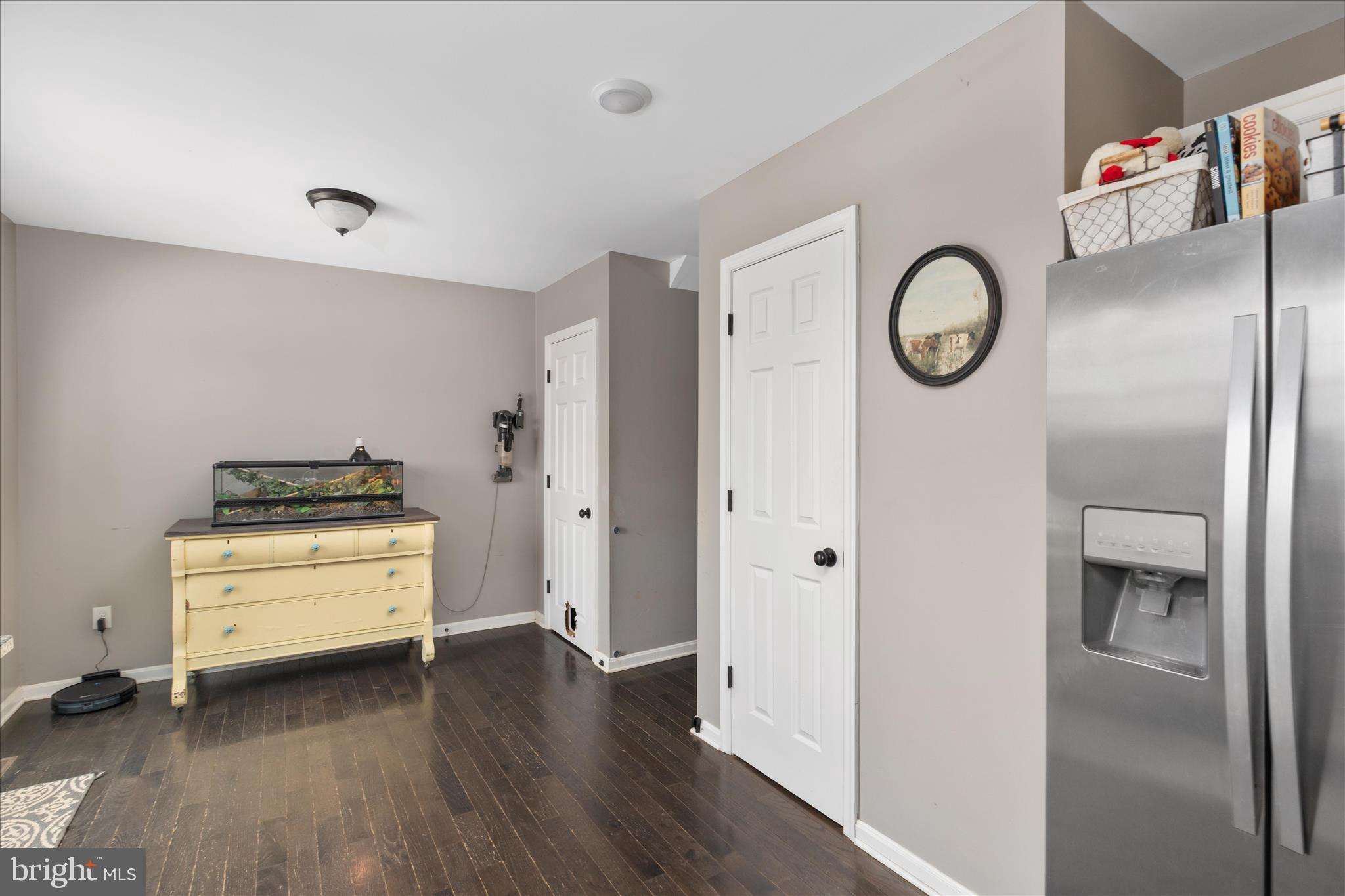 DAVIS STRASBURG - Residential