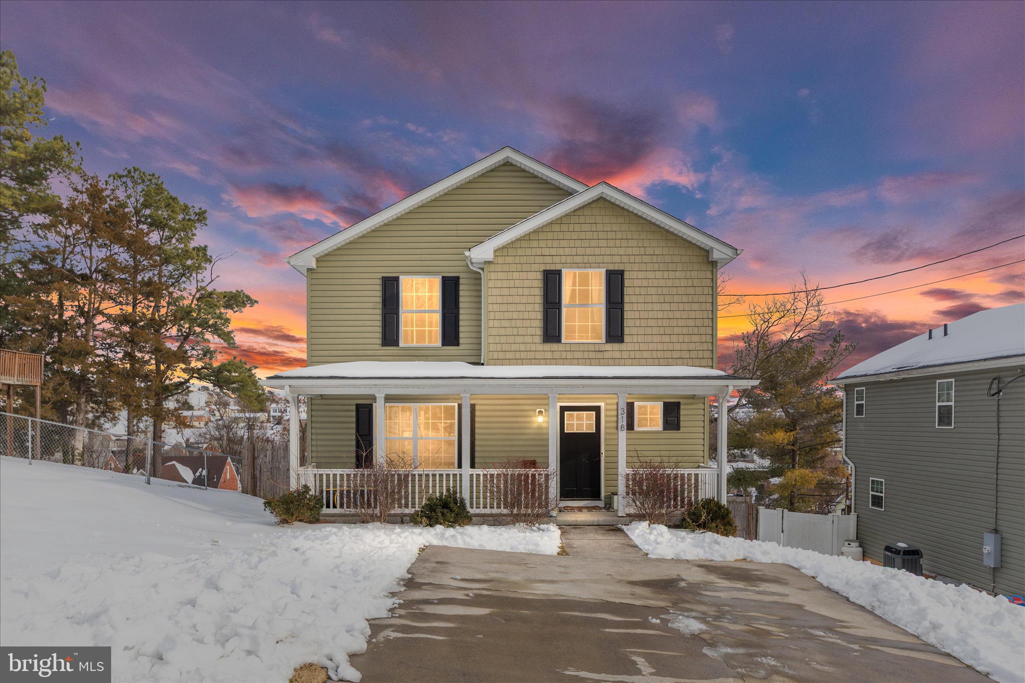 DAVIS STRASBURG - Residential