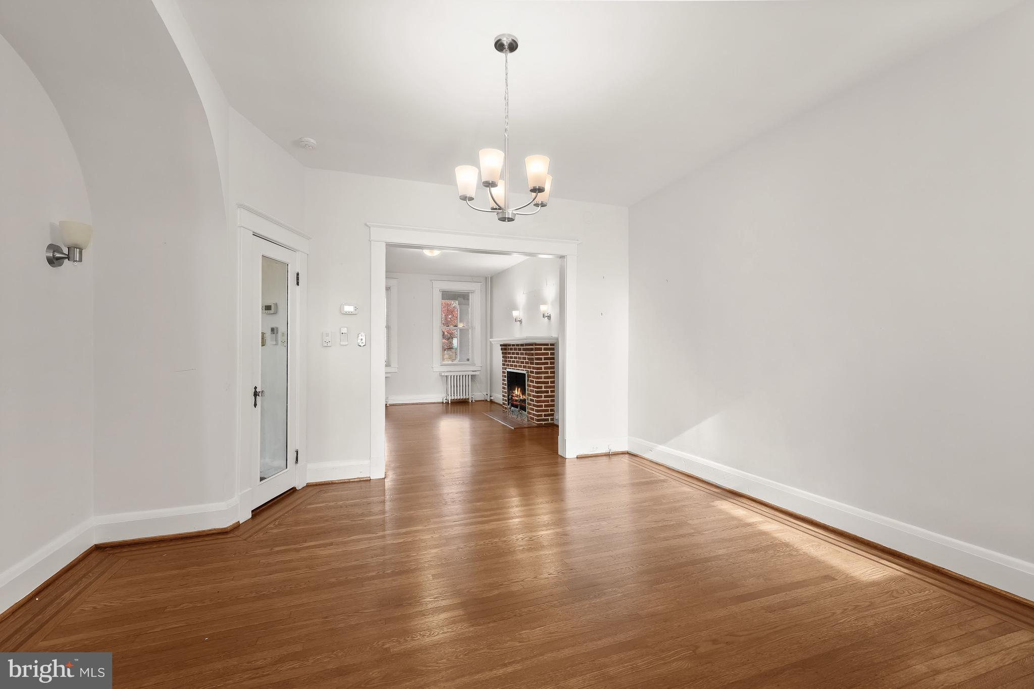 WYMAN PARK HAMPDEN - Residential