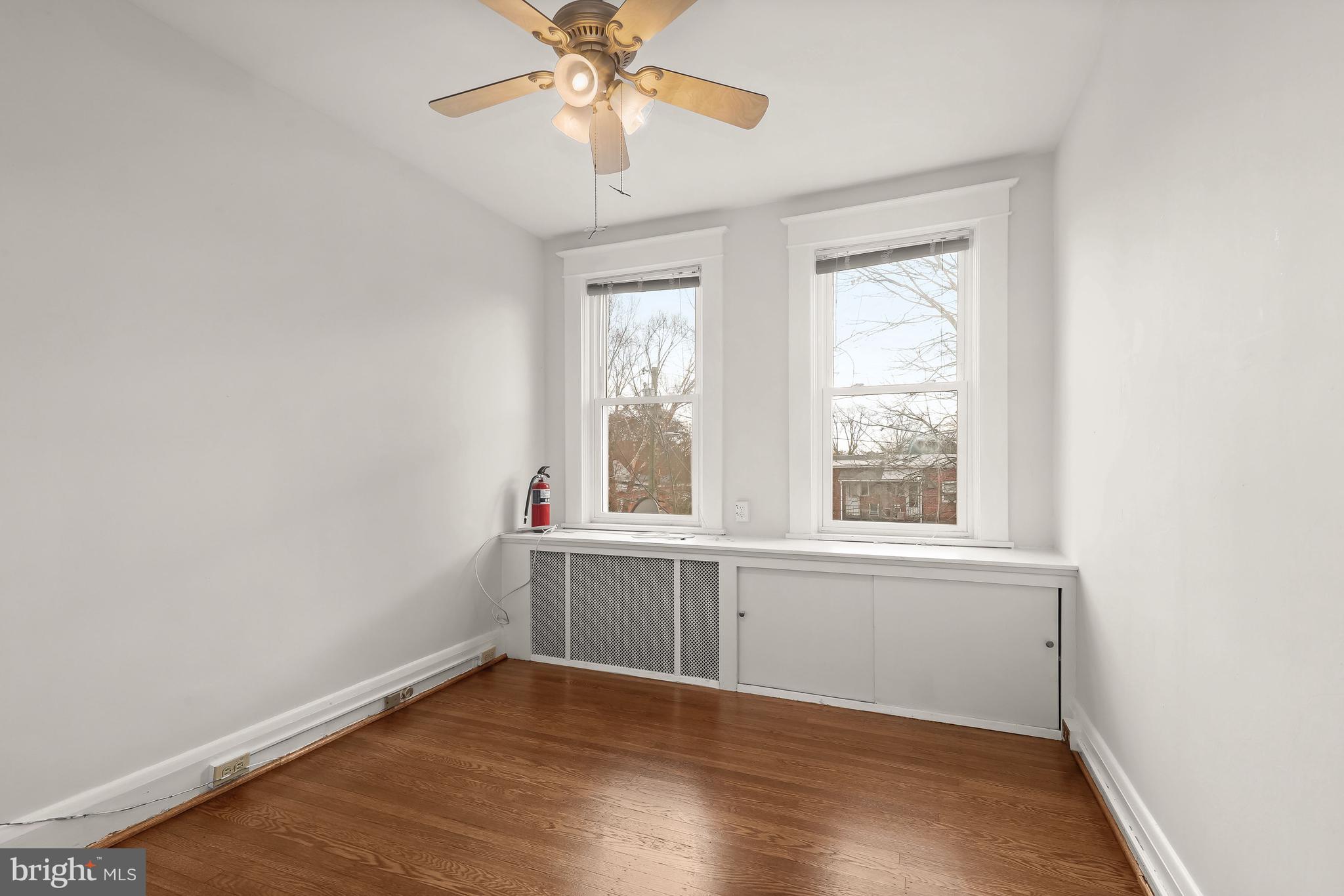 WYMAN PARK HAMPDEN - Residential