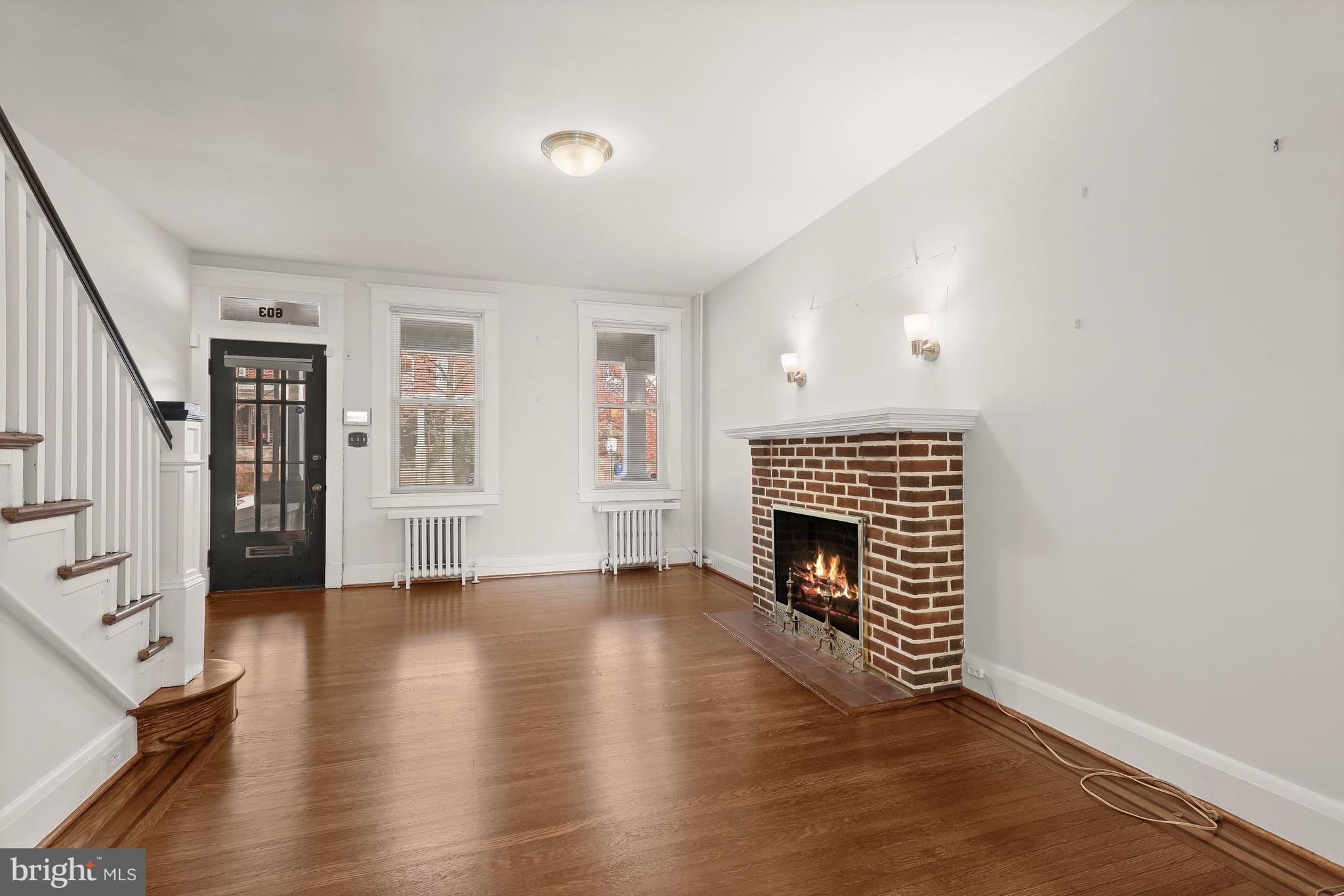 WYMAN PARK HAMPDEN - Residential