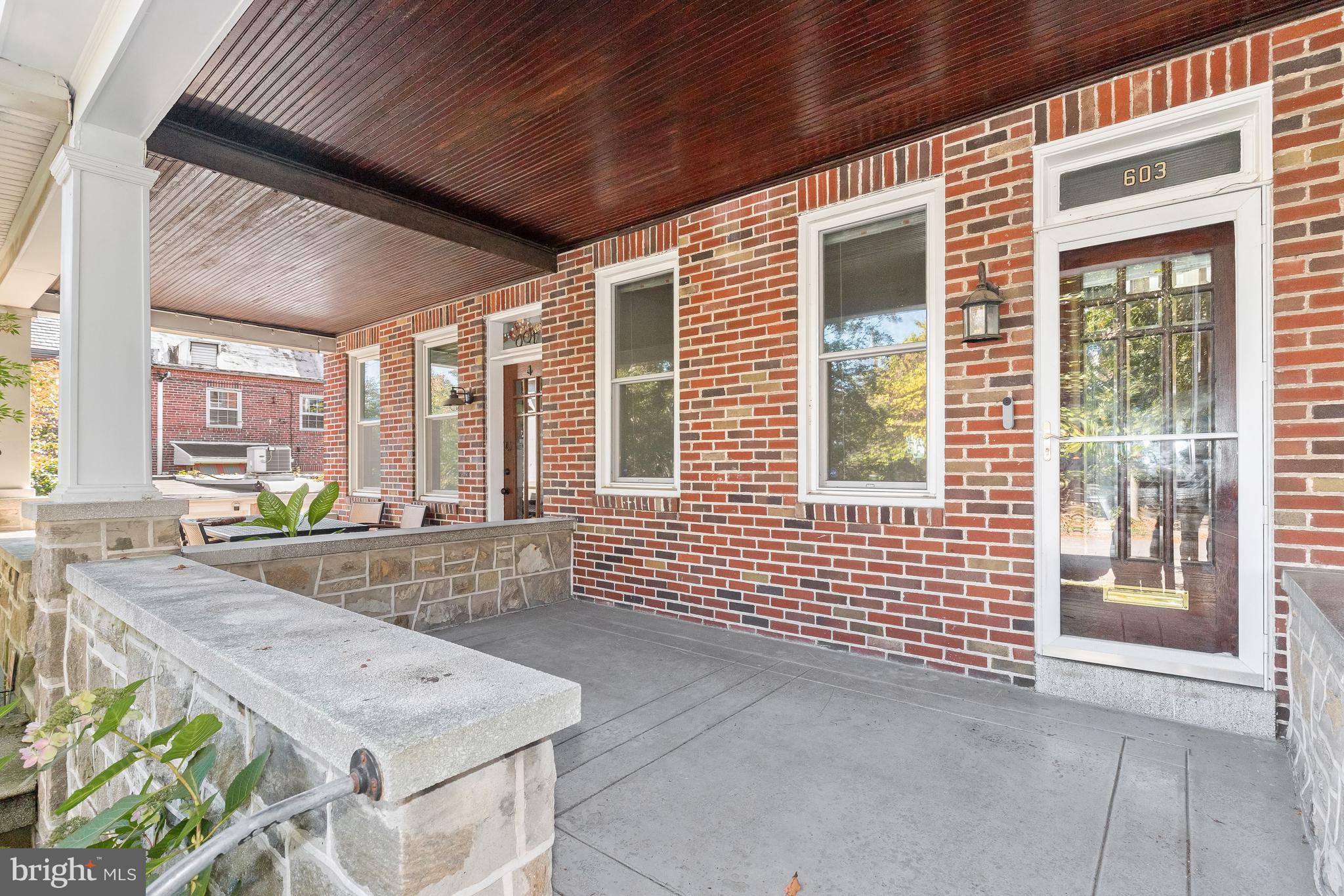 WYMAN PARK HAMPDEN - Residential