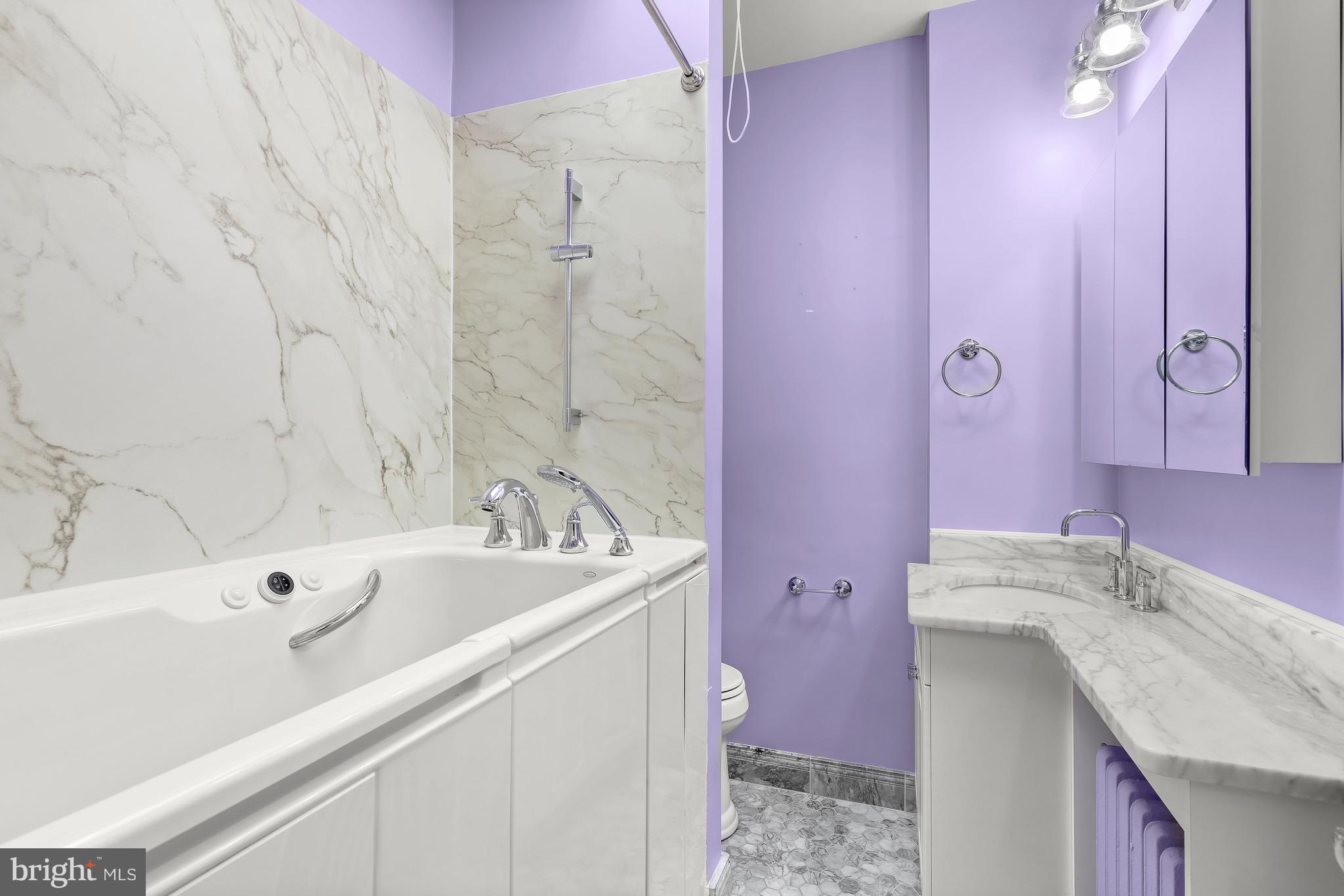 WYMAN PARK HAMPDEN - Residential