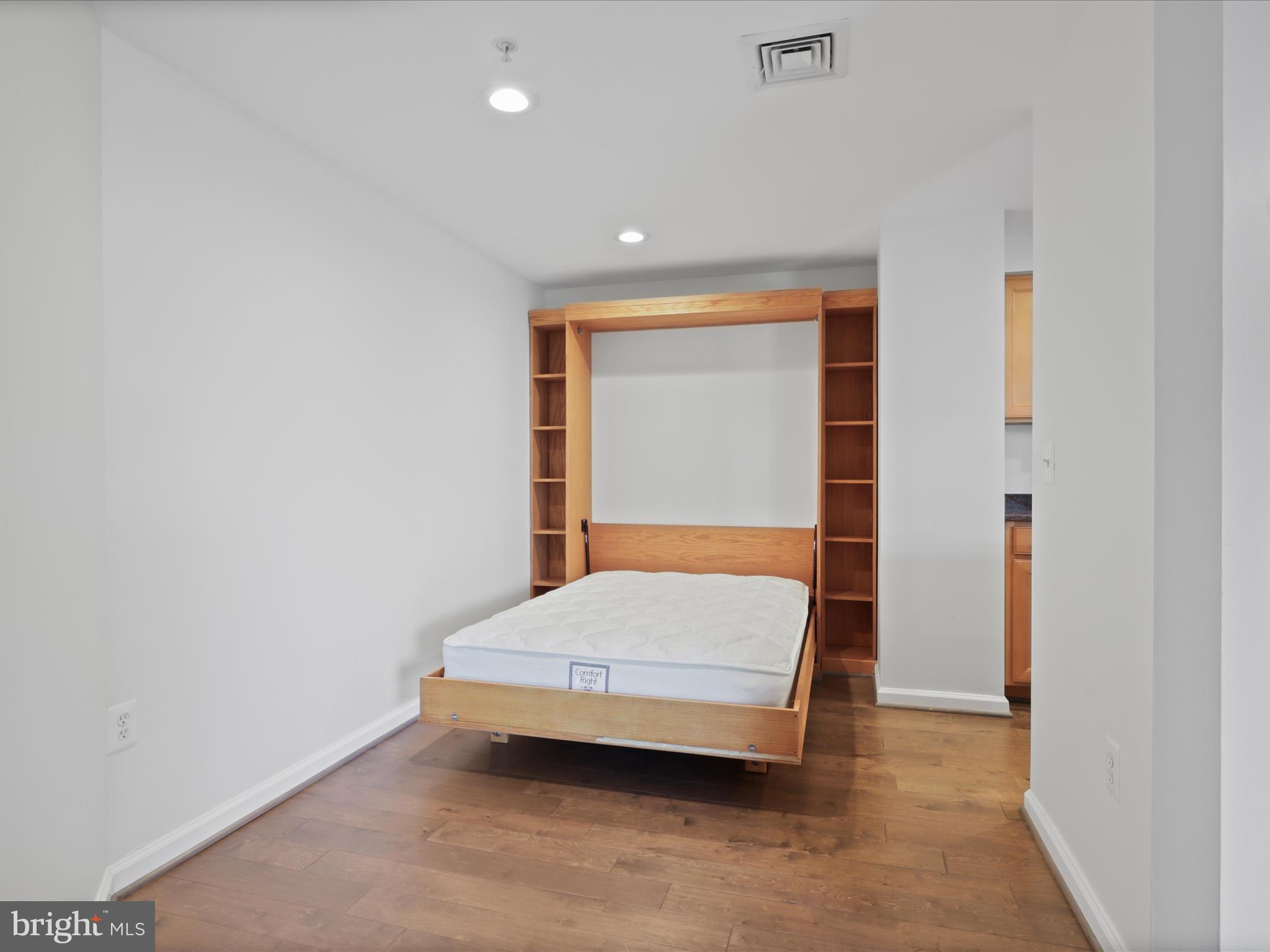 ELAN AT EAST MARKET - Residential