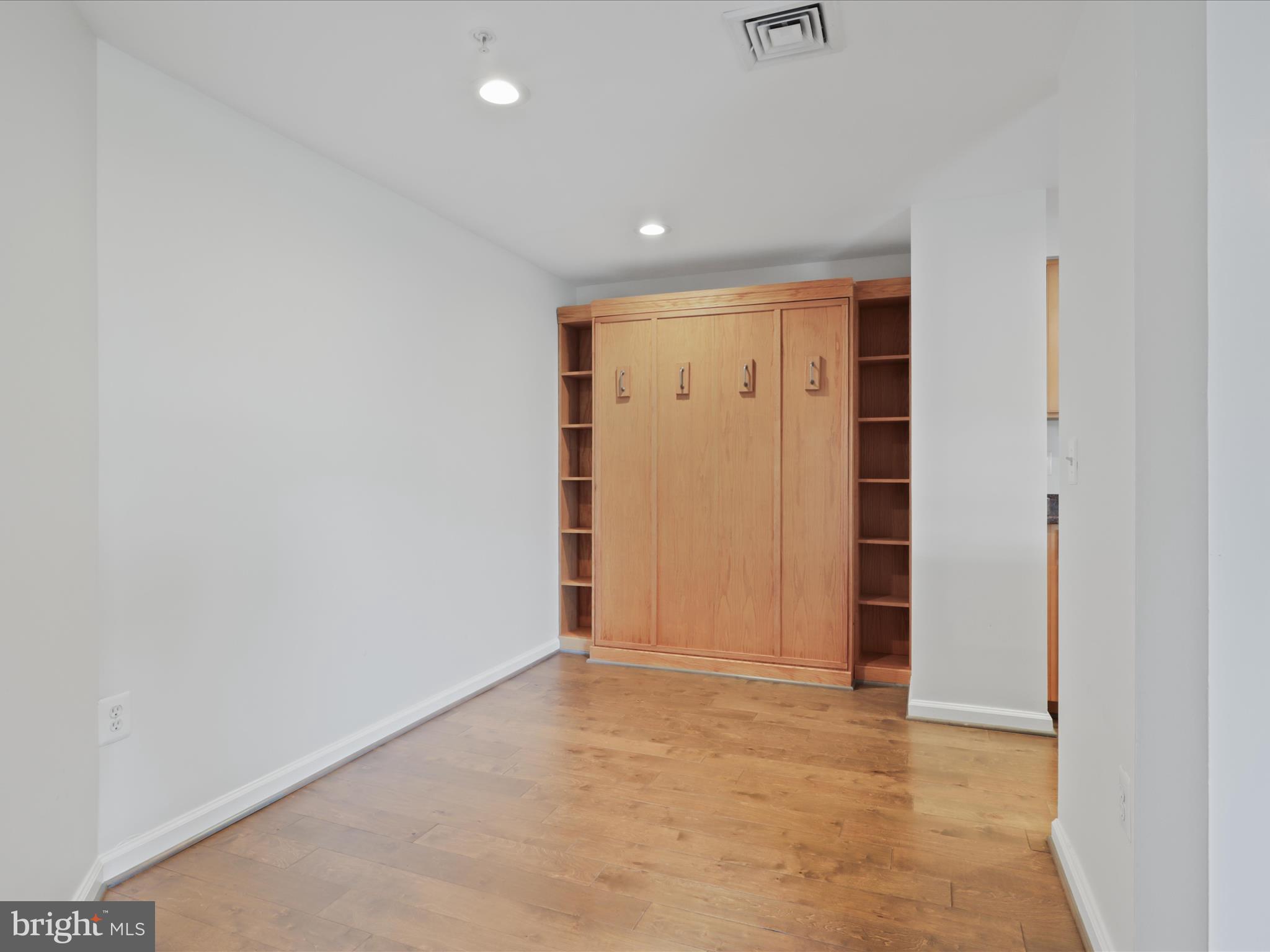 ELAN AT EAST MARKET - Residential