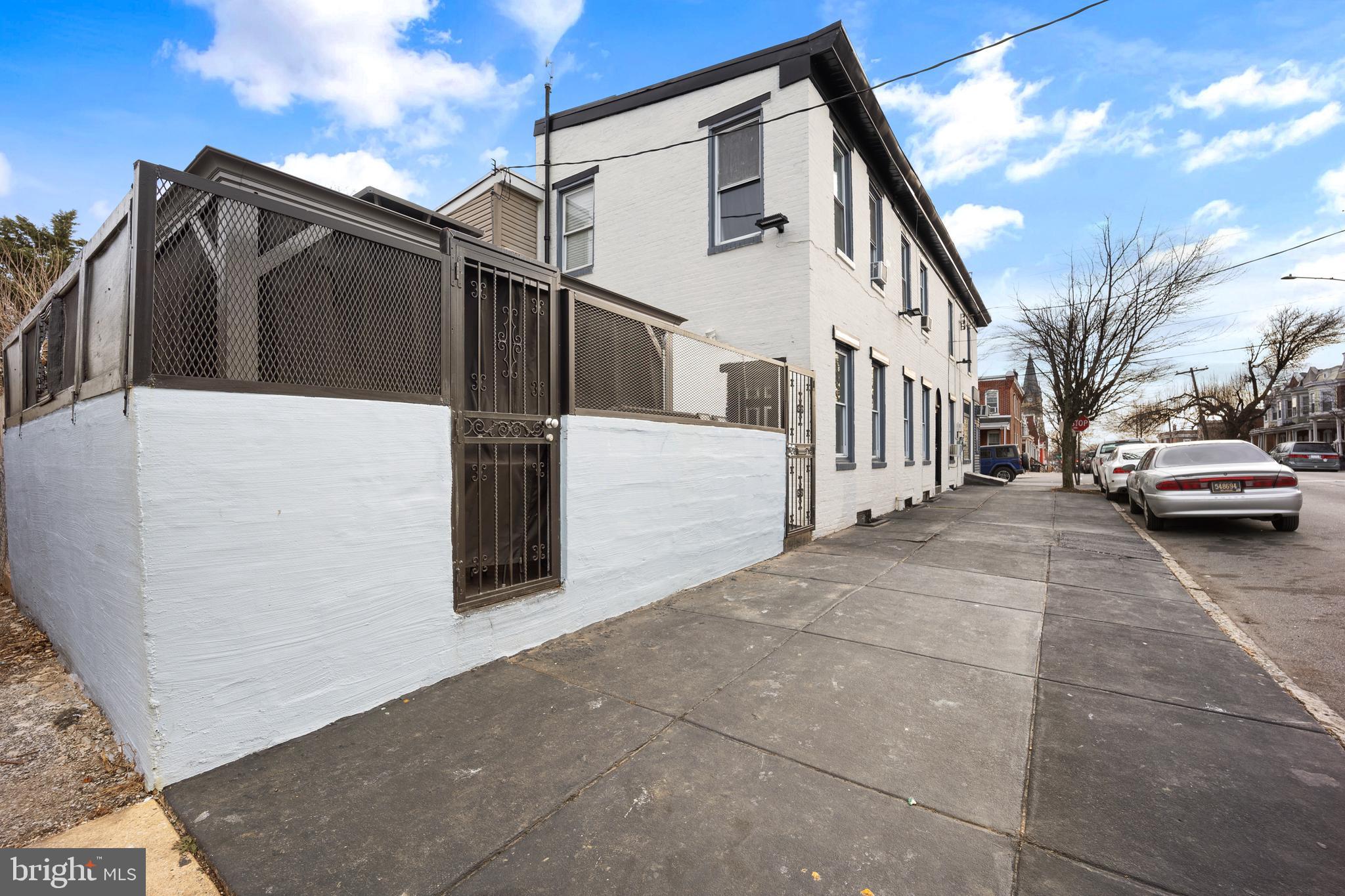 1127 CHESTNUT STREET