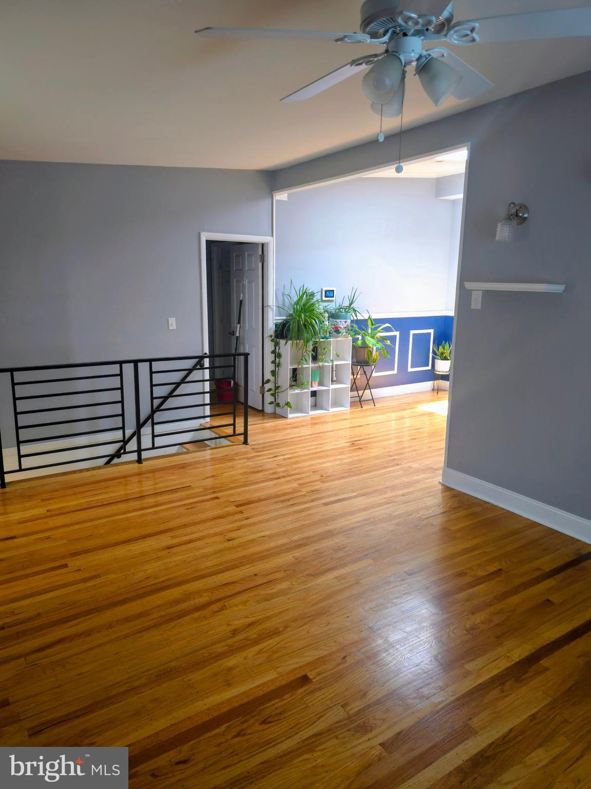ROSLYN - Residential