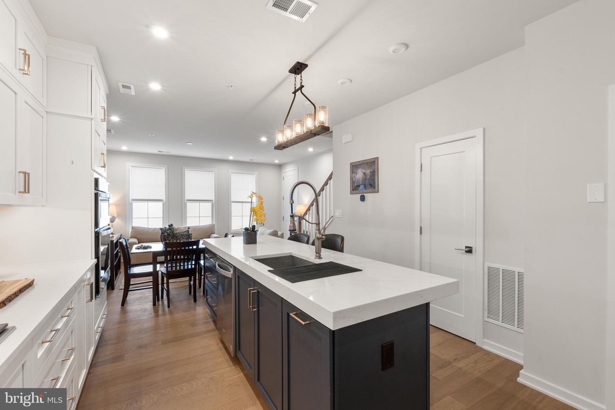 UNION PARK AT MCLEAN - Residential