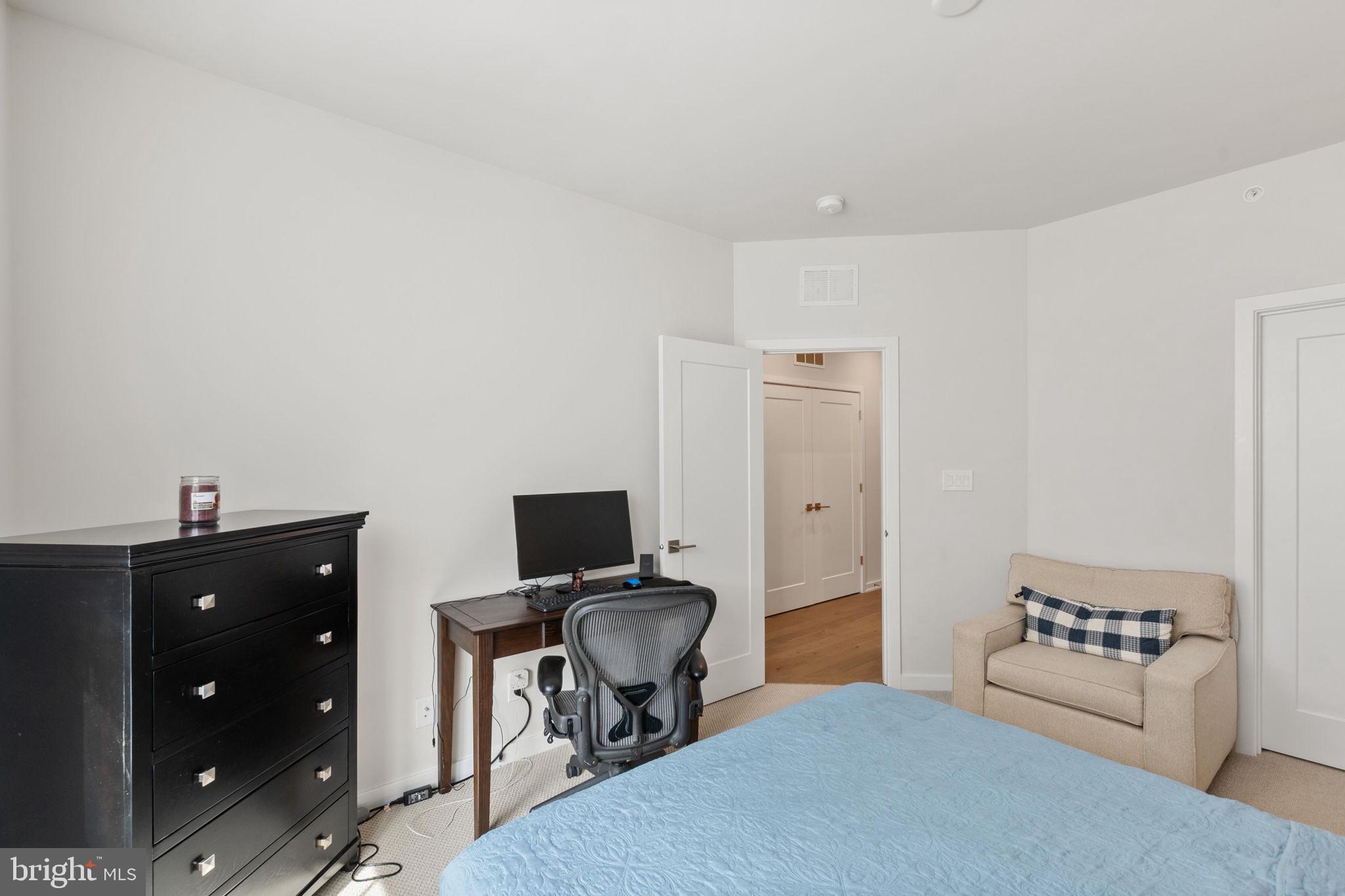 UNION PARK AT MCLEAN - Residential