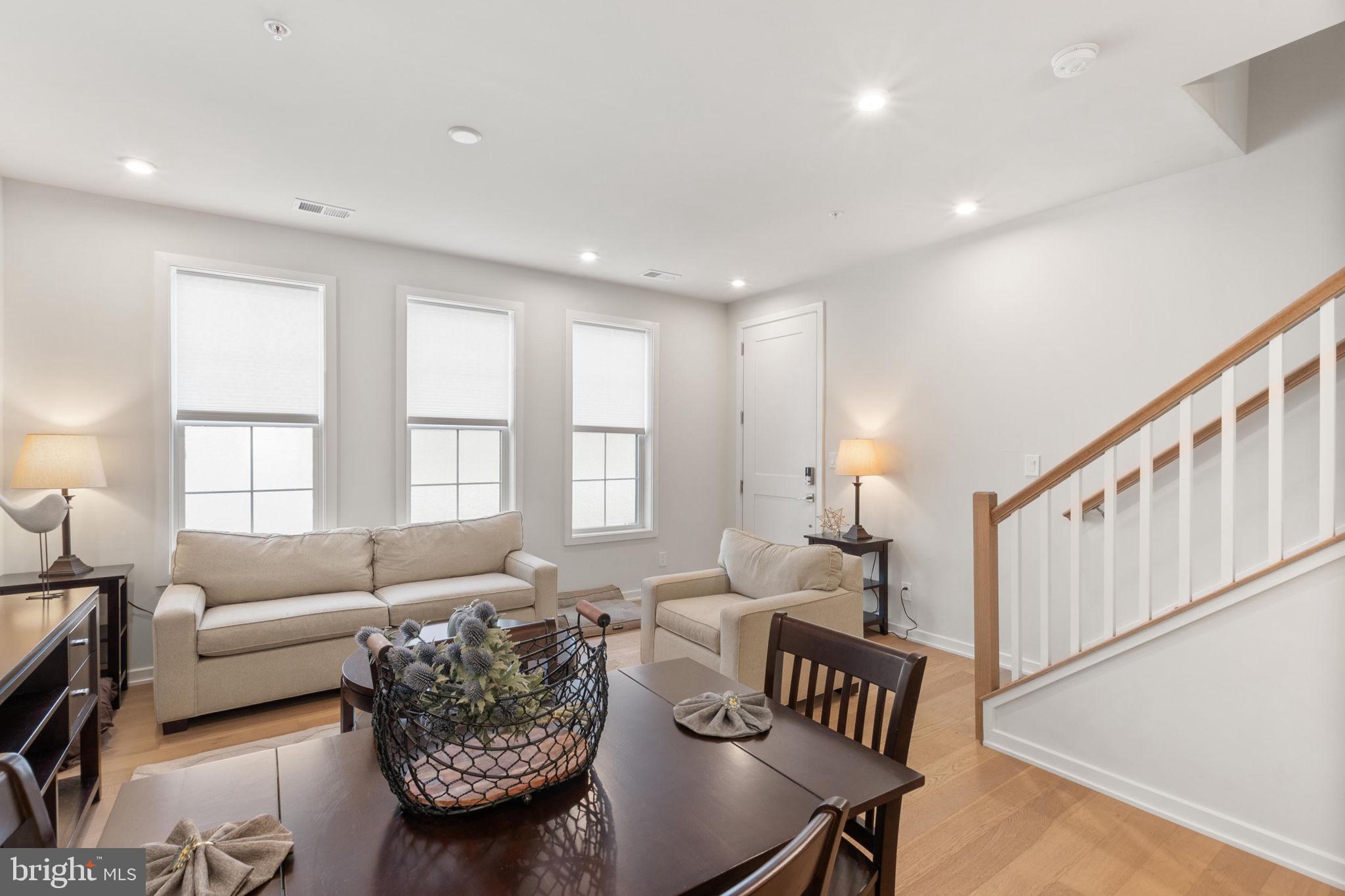 UNION PARK AT MCLEAN - Residential