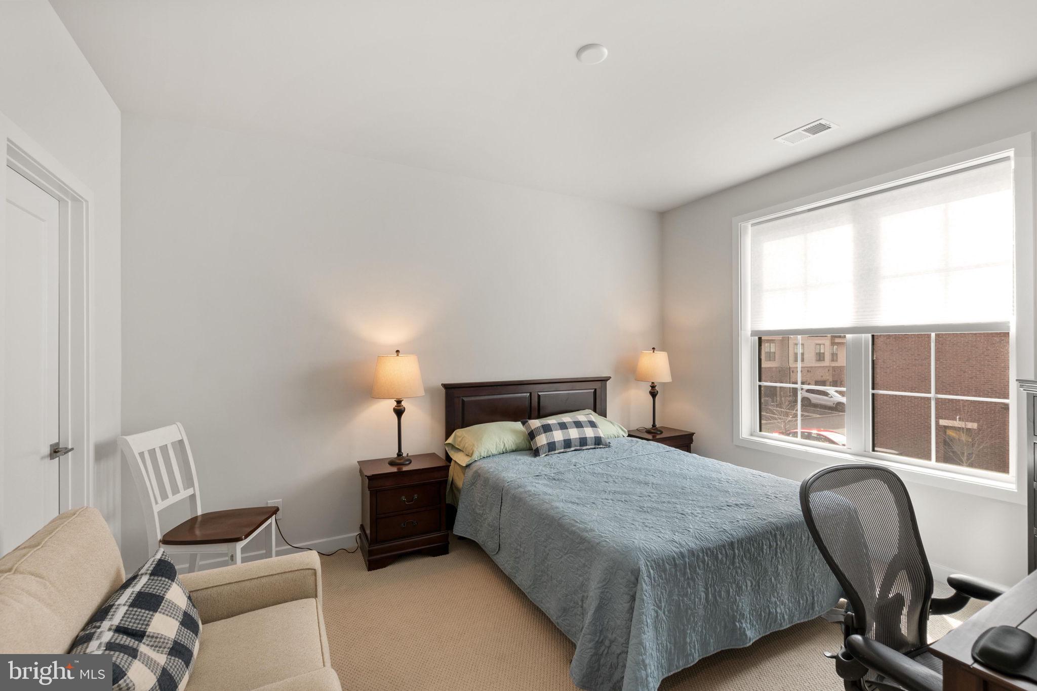 UNION PARK AT MCLEAN - Residential