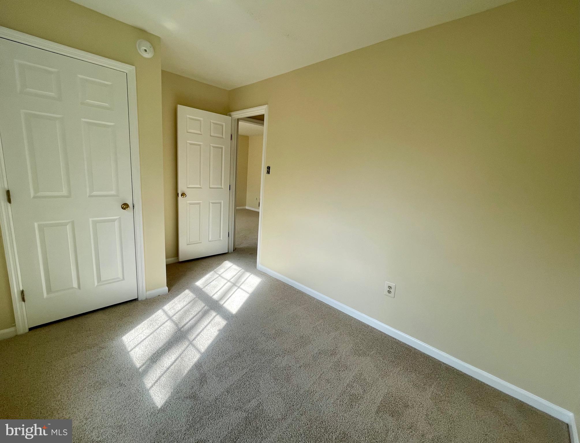 NORTHRIDGE - Residential