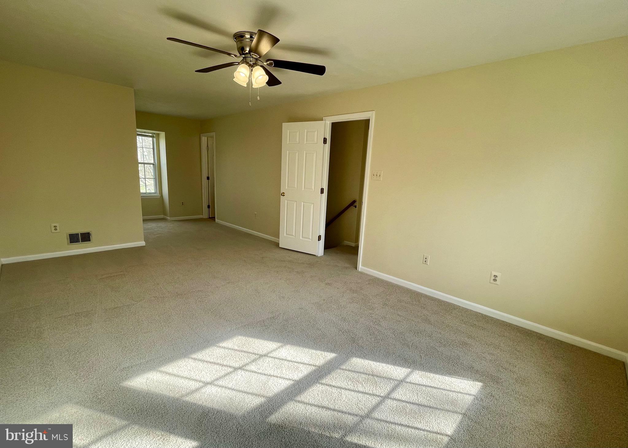 NORTHRIDGE - Residential