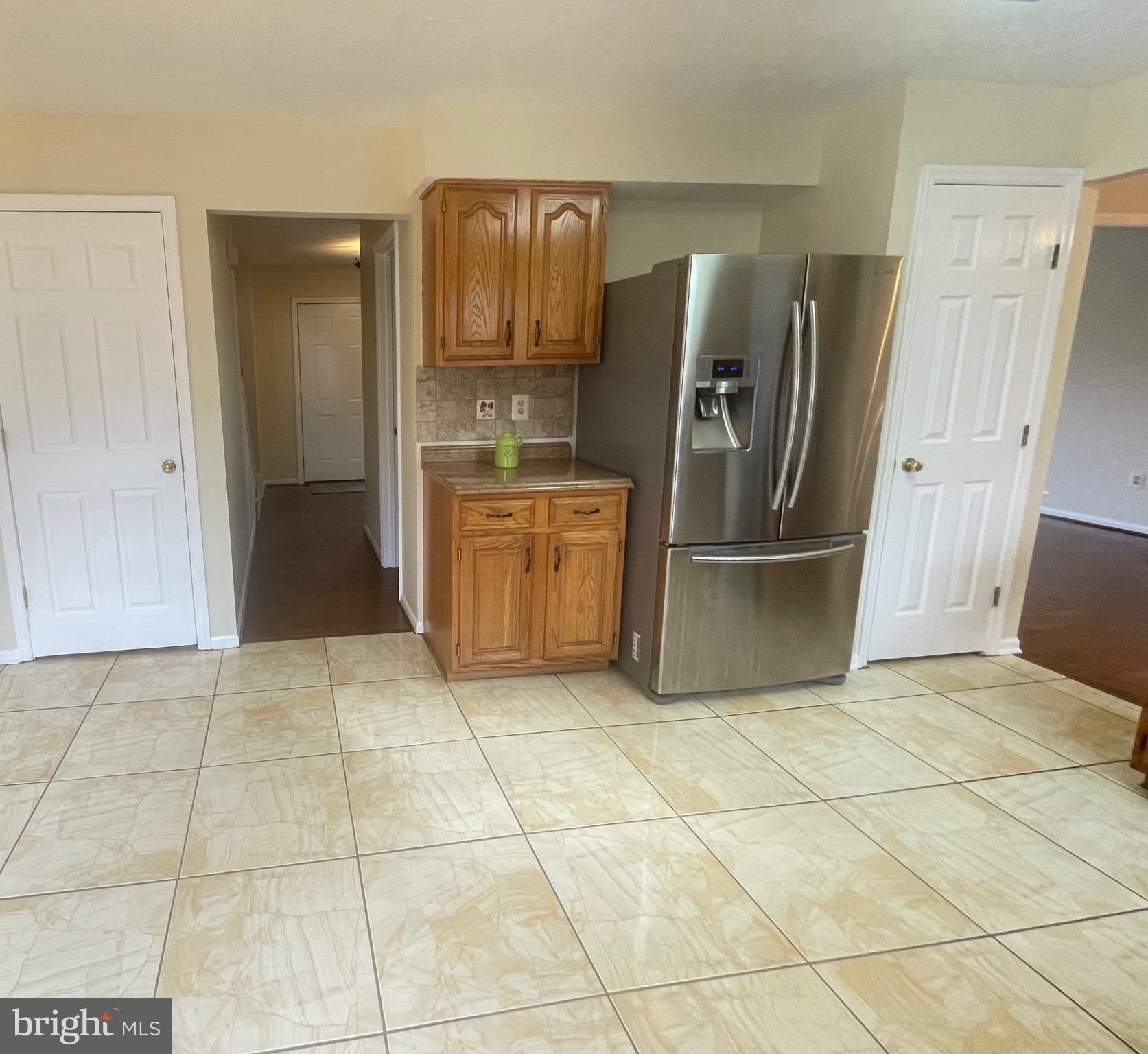 NORTHRIDGE - Residential