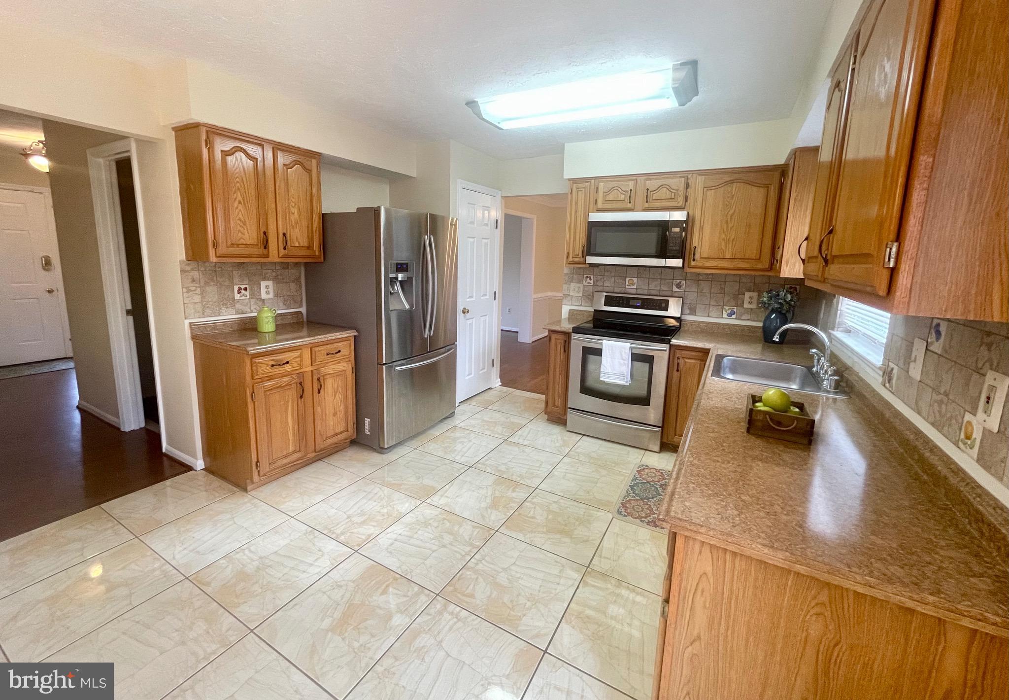 NORTHRIDGE - Residential