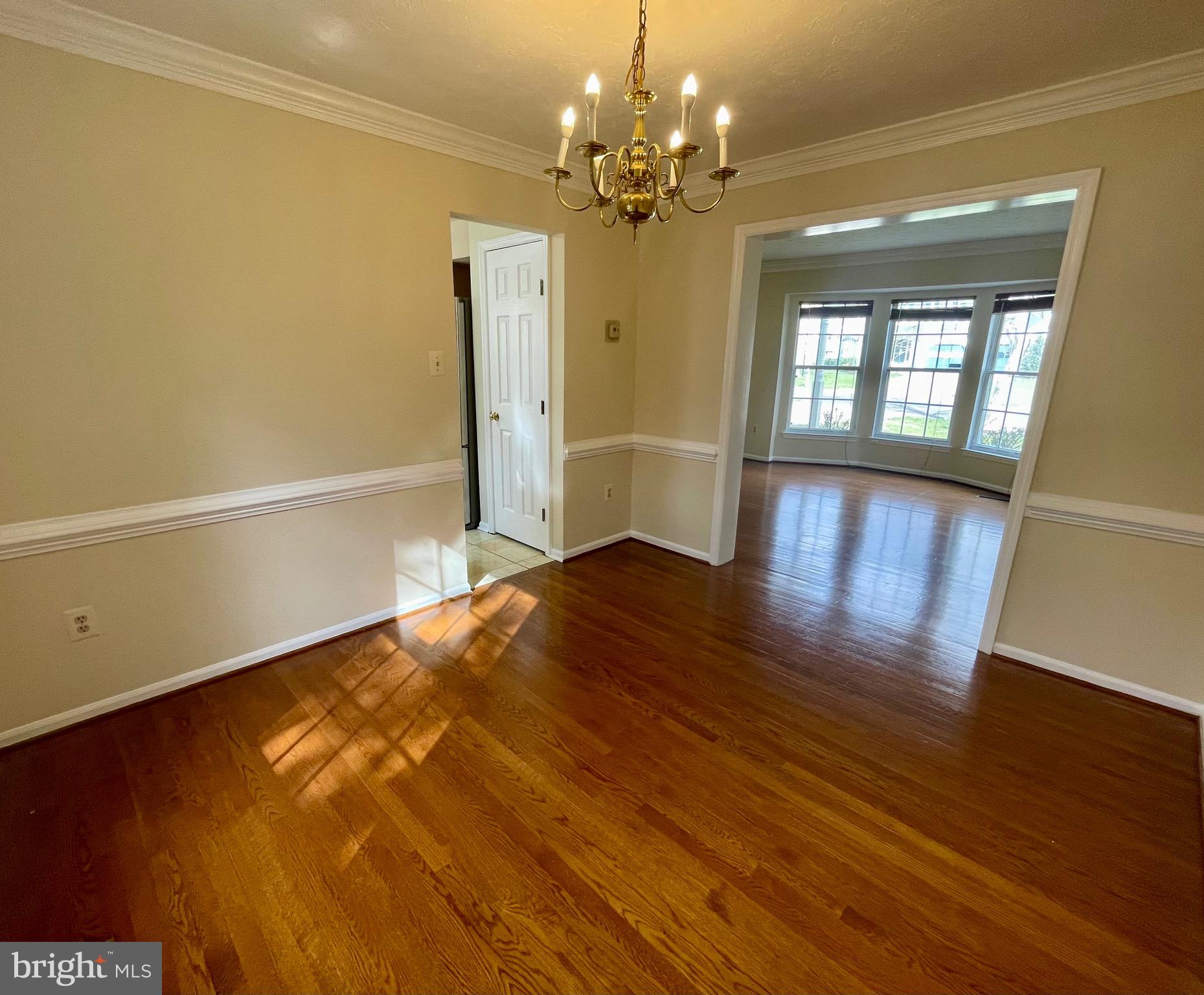 NORTHRIDGE - Residential