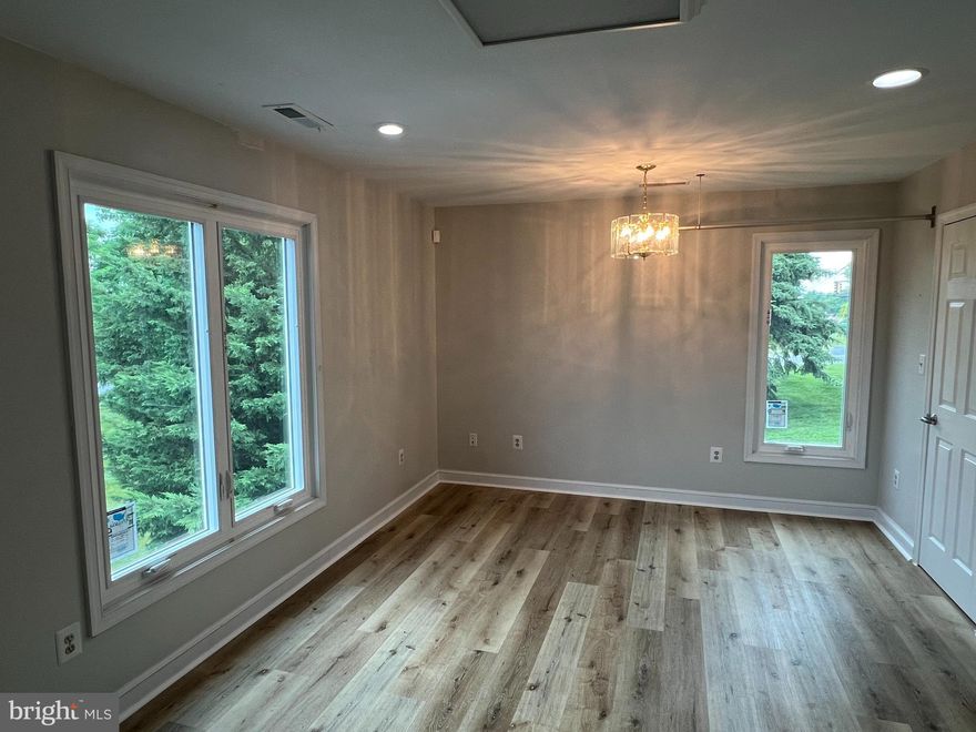 If you desire an office that has 360 degree of windows, to enjoy experiencing the changing of  all four seasons and the glorious sunshine, then look no more. Total of 1,000 square feet, or less depending on your needs. Centrally located  in the Mid-Maryland region on the convergence of the four county area of Montgomery, Howard, Frederick and Carroll Counties.  Free standing professional office space  in Mount Airy at the  Garrison Center. Impress your clients and yourself with the 20 ft plus high window lined vaulted ceilings. A modern and professional office suite that will further enhance your working environment and your mood. Private entrance . More than ample parking. High visibility from front to back. Great location in very desirable commercial area of Mount Airy. Surrounded by Walmart, Safeway, PNC Bank., and local businesses. Perfect location for your professional endeavors.  Right off Interstate 70, Exit 68. Do not let this opportunity slip by!