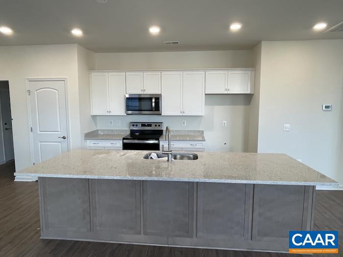 SPRING CREEK - Residential